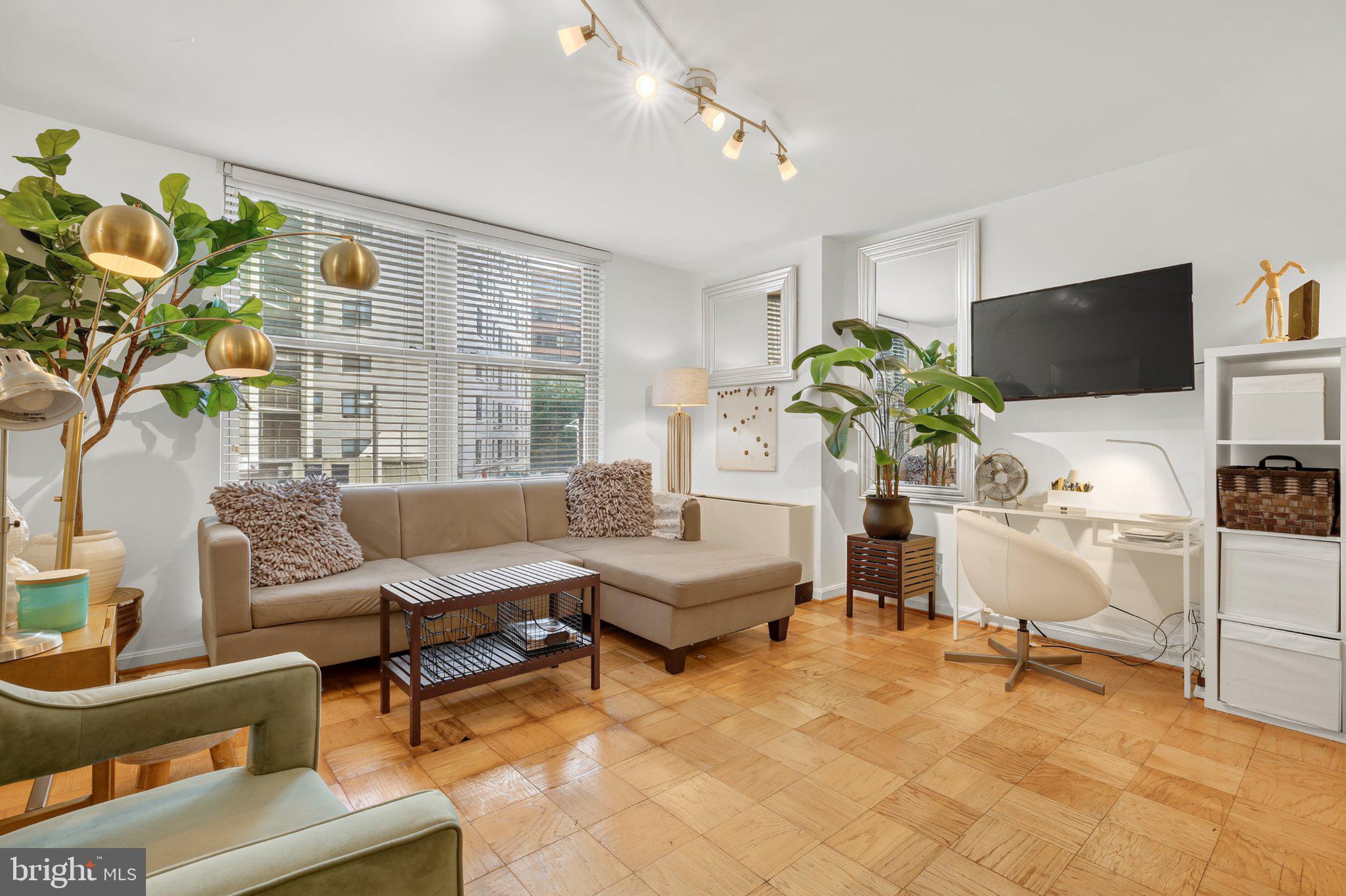 1260 21ST STREET NW 205