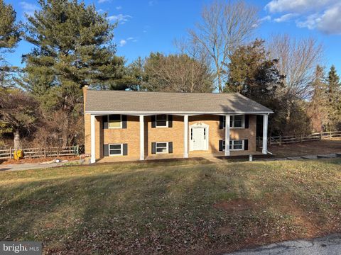 42 SHAMROCK CIRCLE WESTMINSTER MD 21157