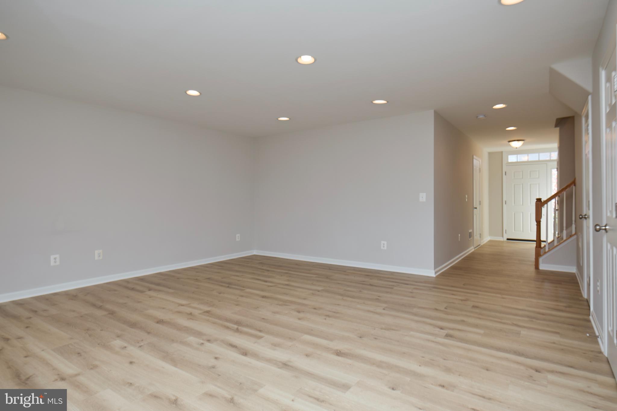 ALEXANDERS CHASE - Residential Lease