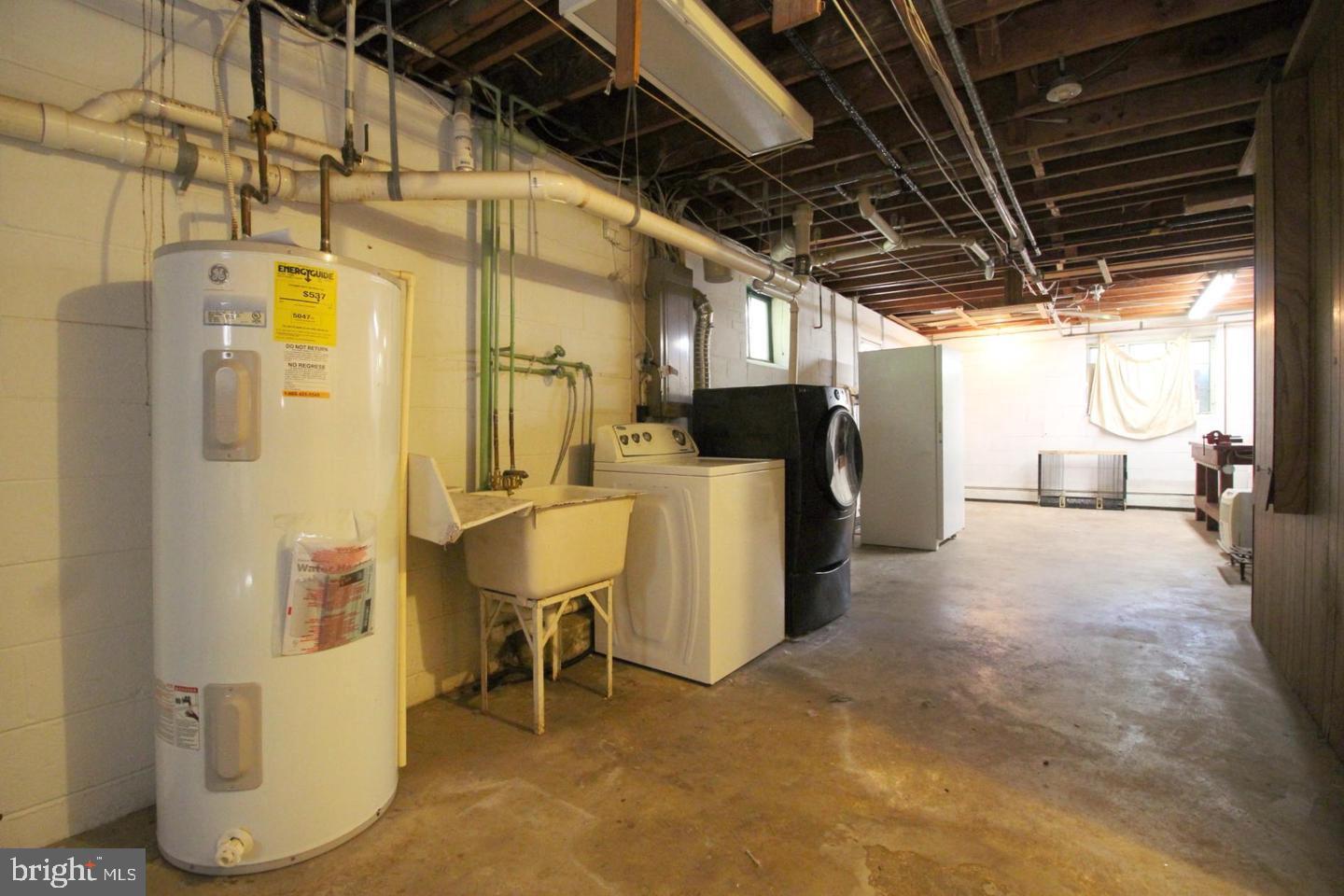 SPRINGVALE - Residential Lease