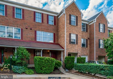 Photo of 2122 Hutchison Grove Court, FALLS CHURCH, VA 22043 (MLS # VAFX2314562)