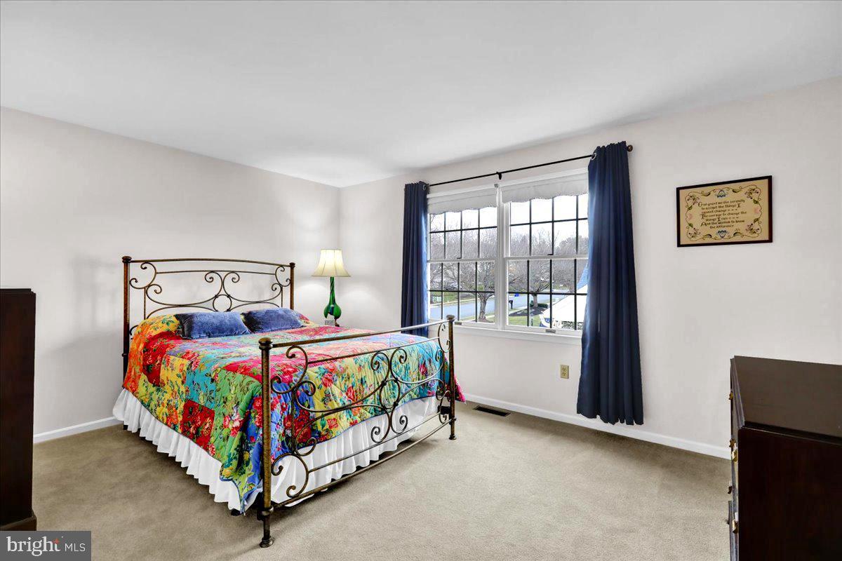 FARMING RIDGE - Residential