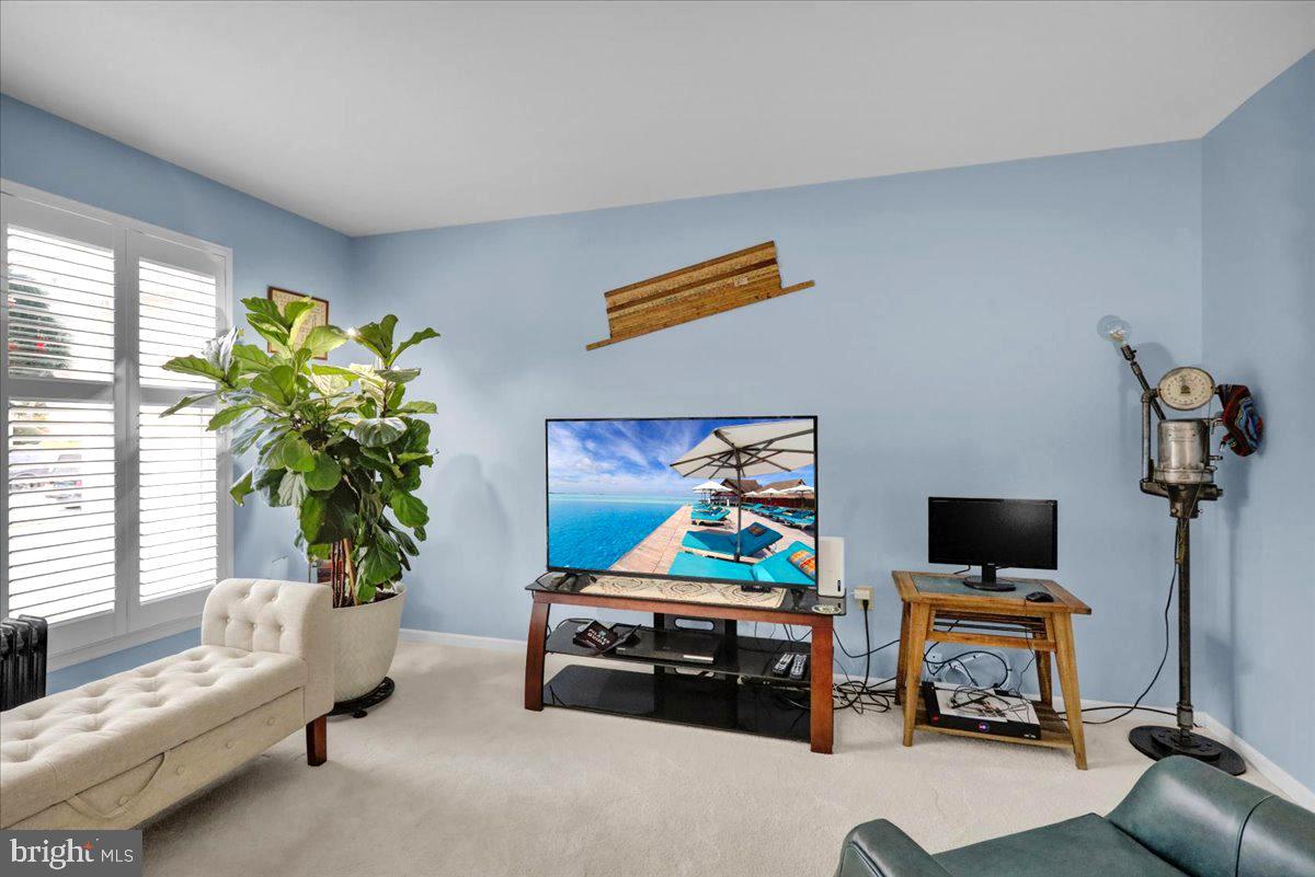 FARMING RIDGE - Residential