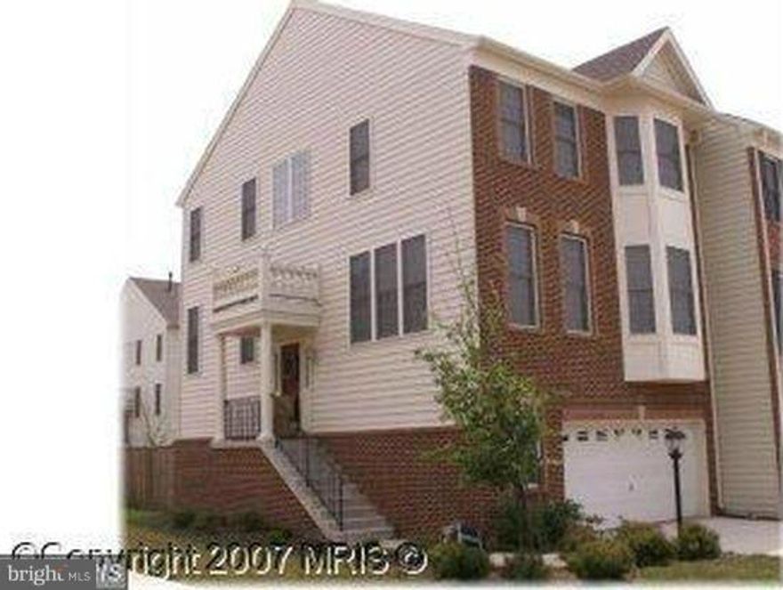 WELL MAINTAINED TOLL BROTHERS BUILT 2 CAR GARAGE END UNIT TOWNHOME IN A HIGHLY SOUGHT AFTER COMMUNITY, CLOSE TO EVERYTHING. FEATURES INCLUDE GOURMET KITCHEN, GAS FIREPLACE, FINISHED BASEMENT, UPGRADED APPLIANCES, BAY WINDOWS, BRICK FRONT, LOTS OF STORAGE, EXTRA LONG DRIVEWAY, AMPLE GUEST PARKING, COMMUNITY AMENITIES - POOLS, BALL FIELDS, TENNIS COURTS, GYM, PARTY HALL, JOG PATHS & MORE.