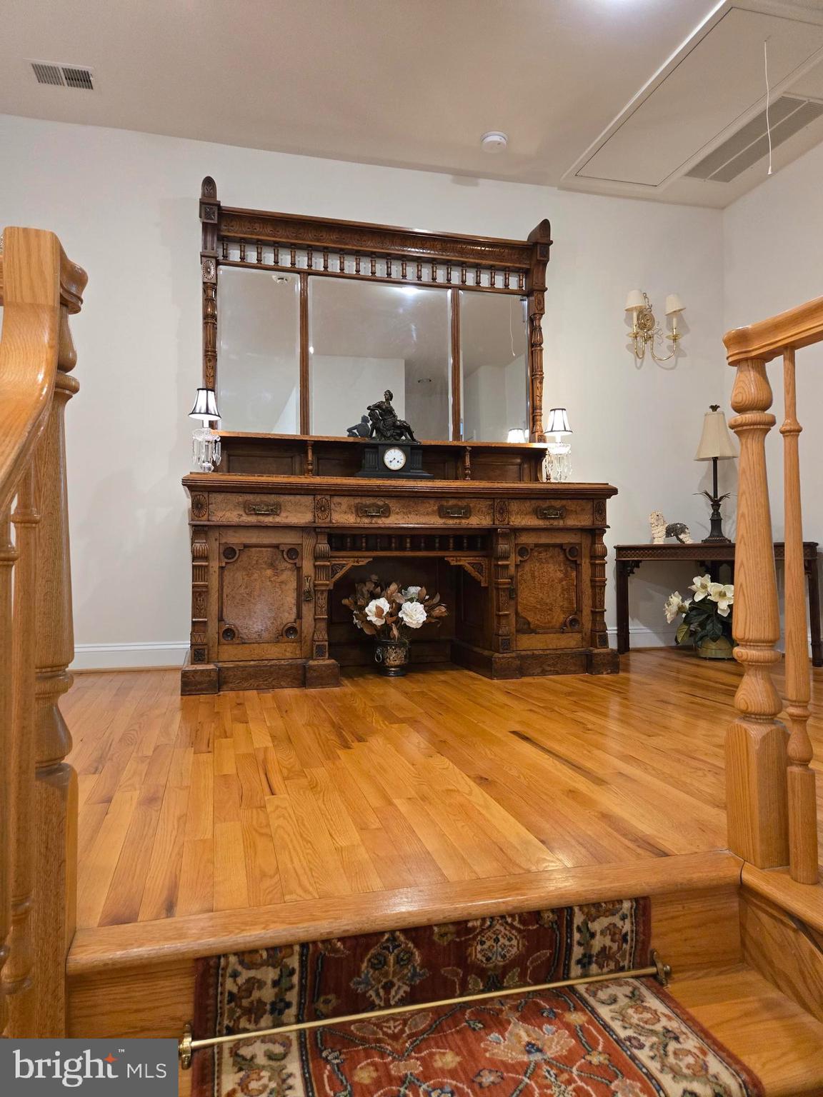 POTOMAC MANOR - Residential