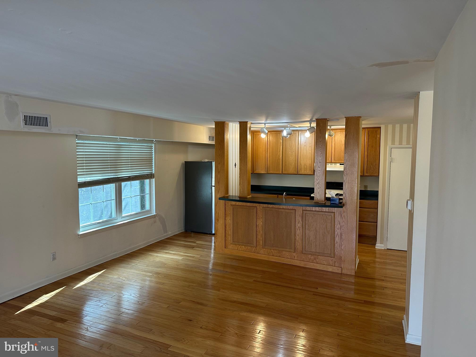 GLENHARDIE - Residential