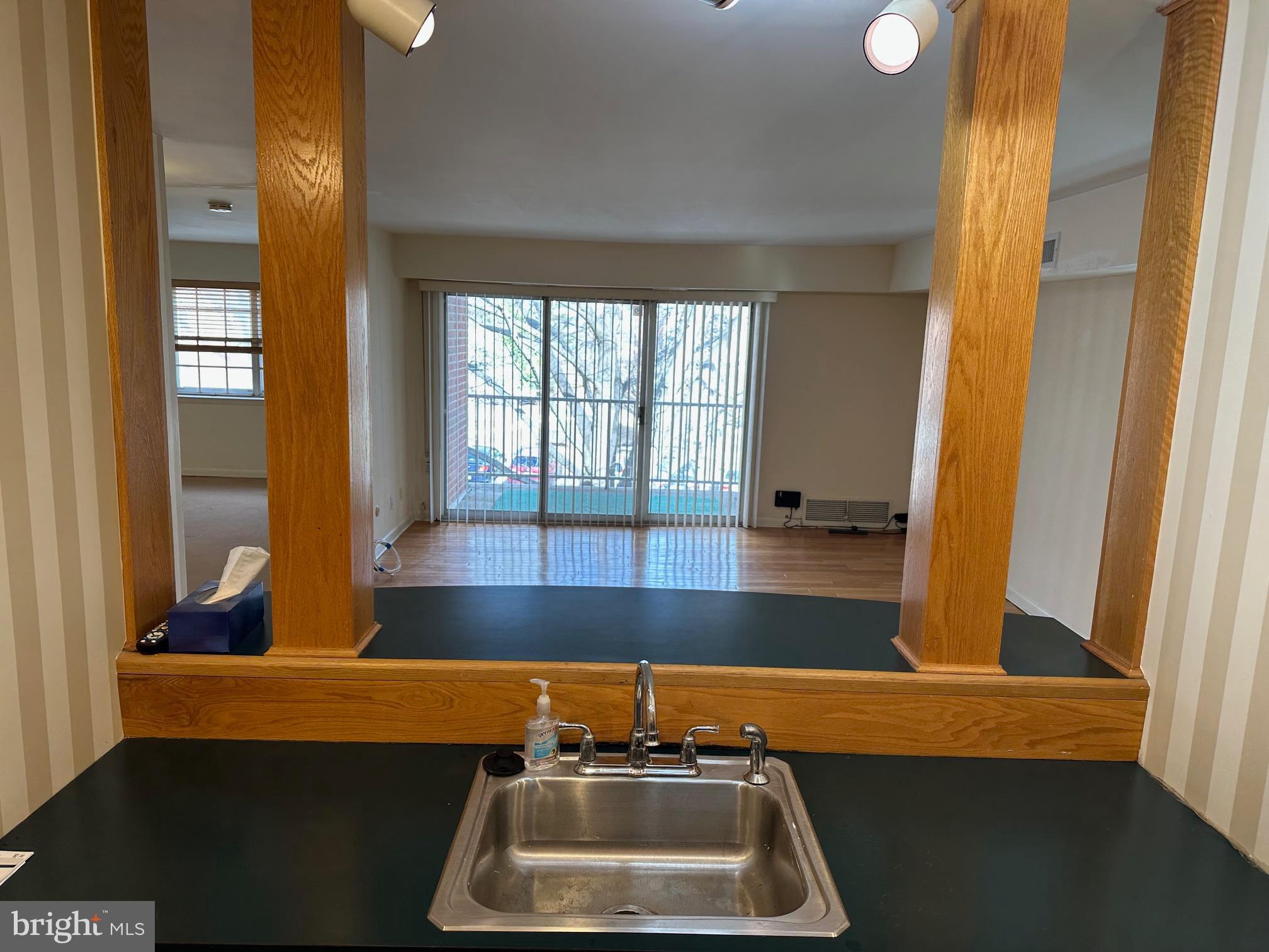 GLENHARDIE - Residential