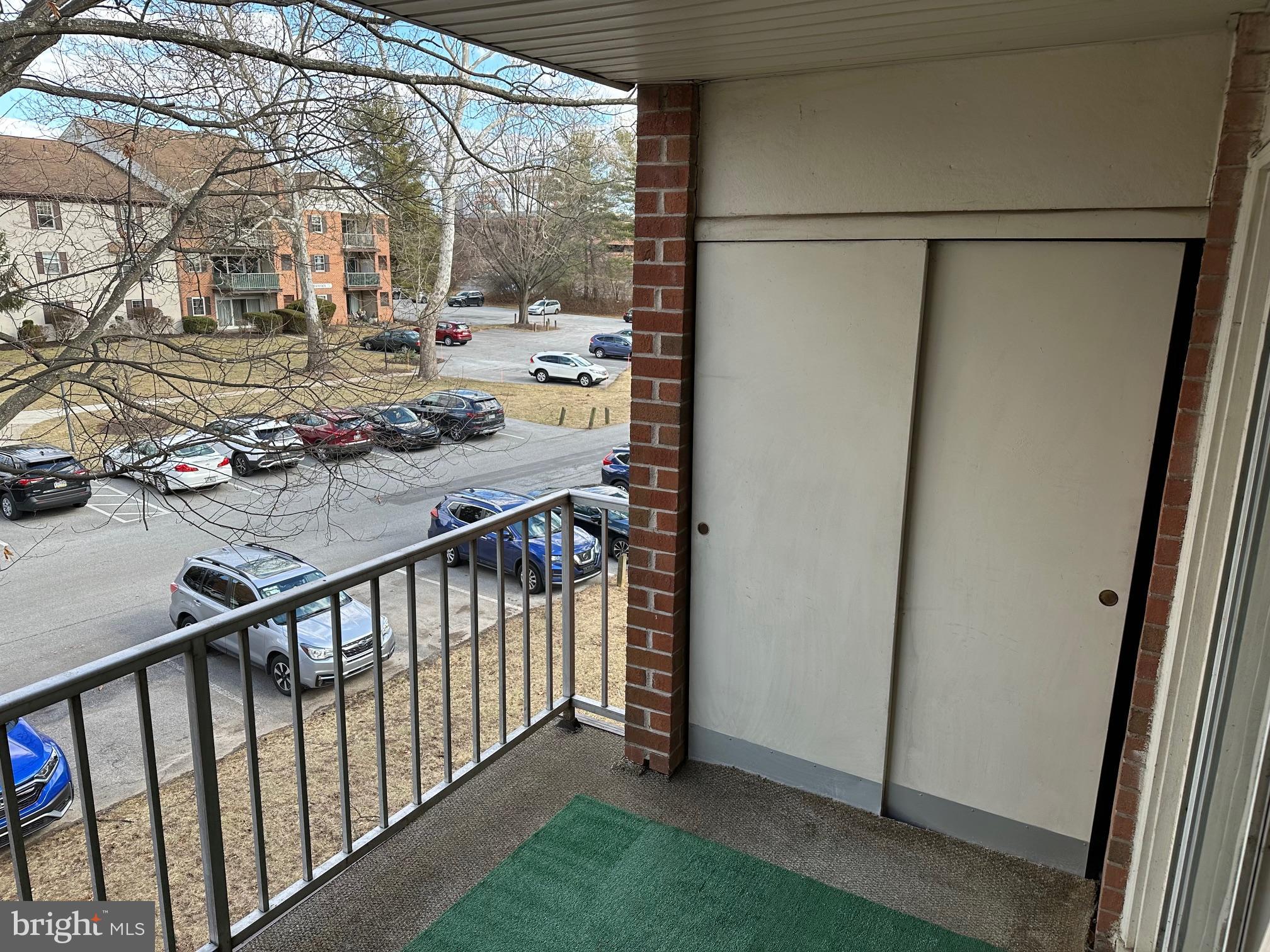 GLENHARDIE - Residential