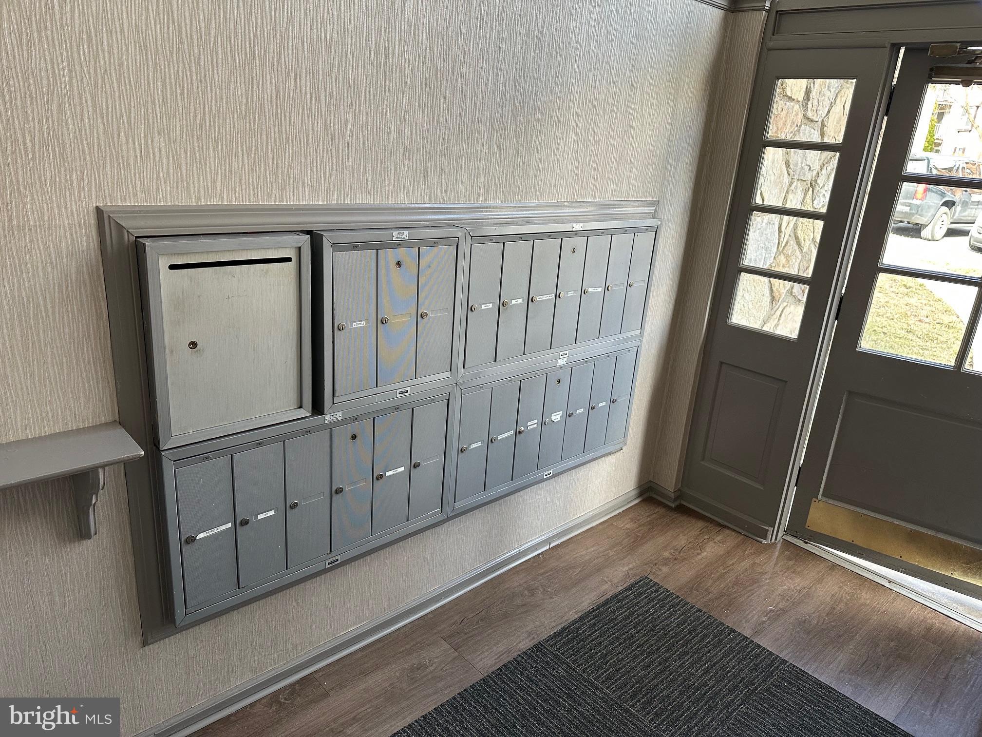 GLENHARDIE - Residential