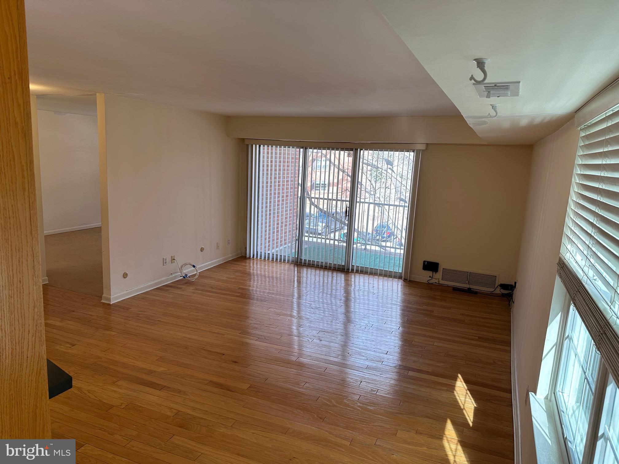 GLENHARDIE - Residential