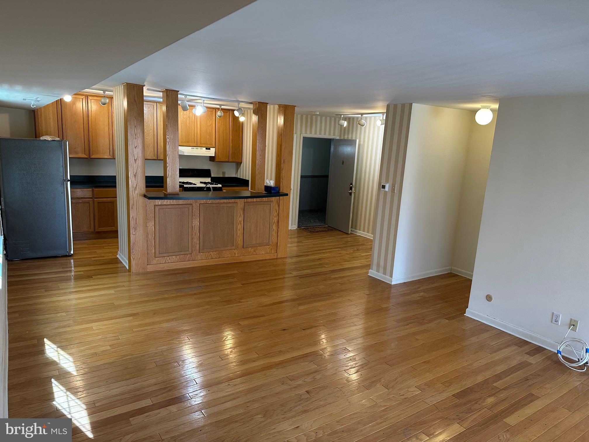 GLENHARDIE - Residential