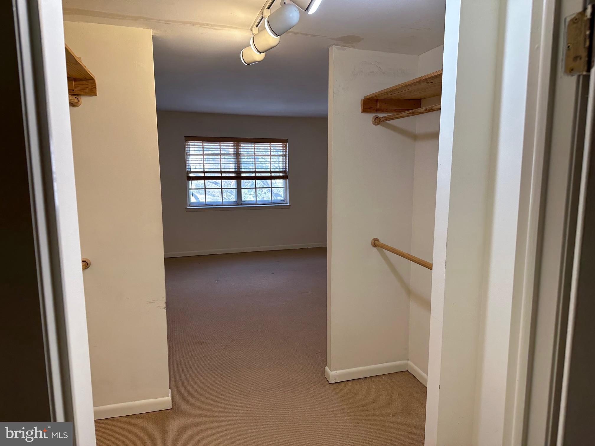 GLENHARDIE - Residential