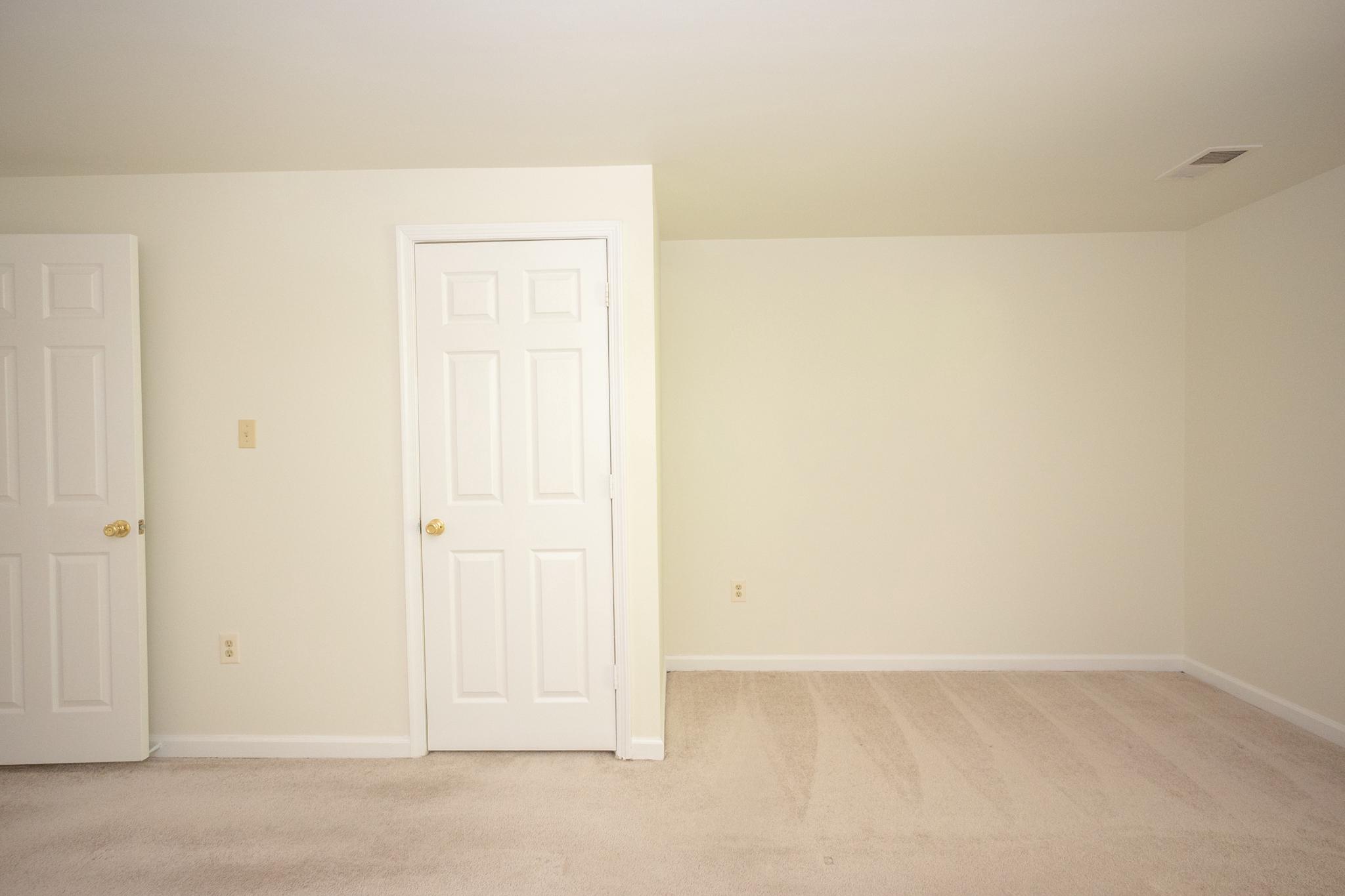 RUSSETT - Residential
