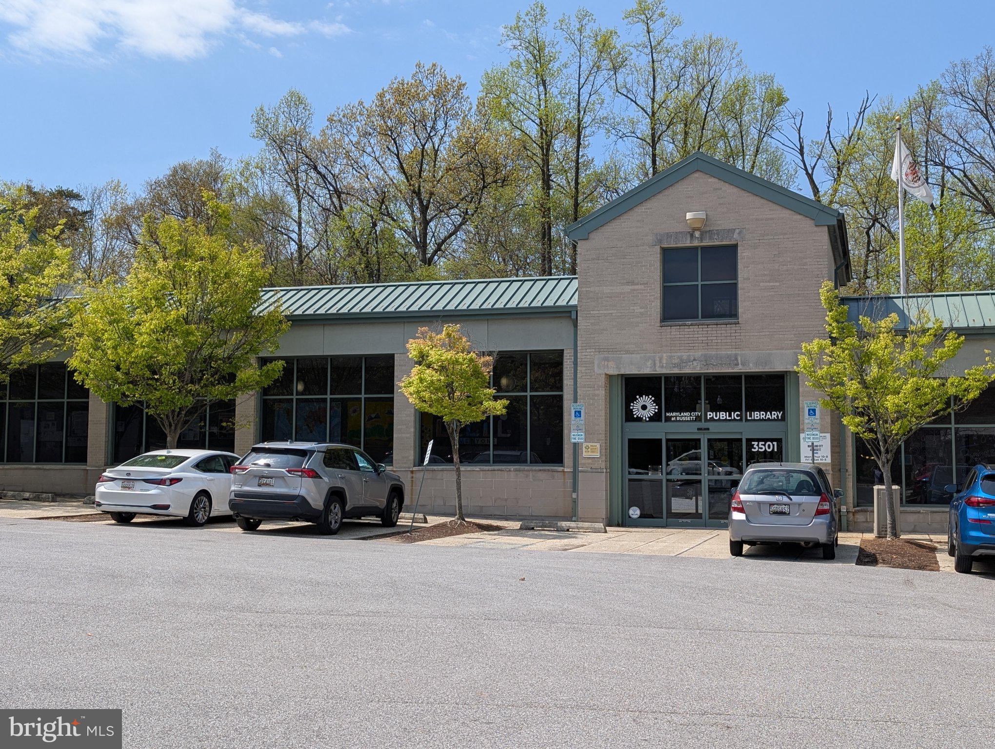 RUSSETT - Residential