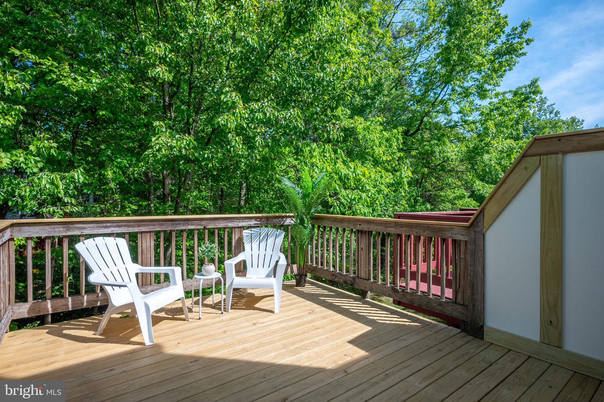 RUSSETT - Residential