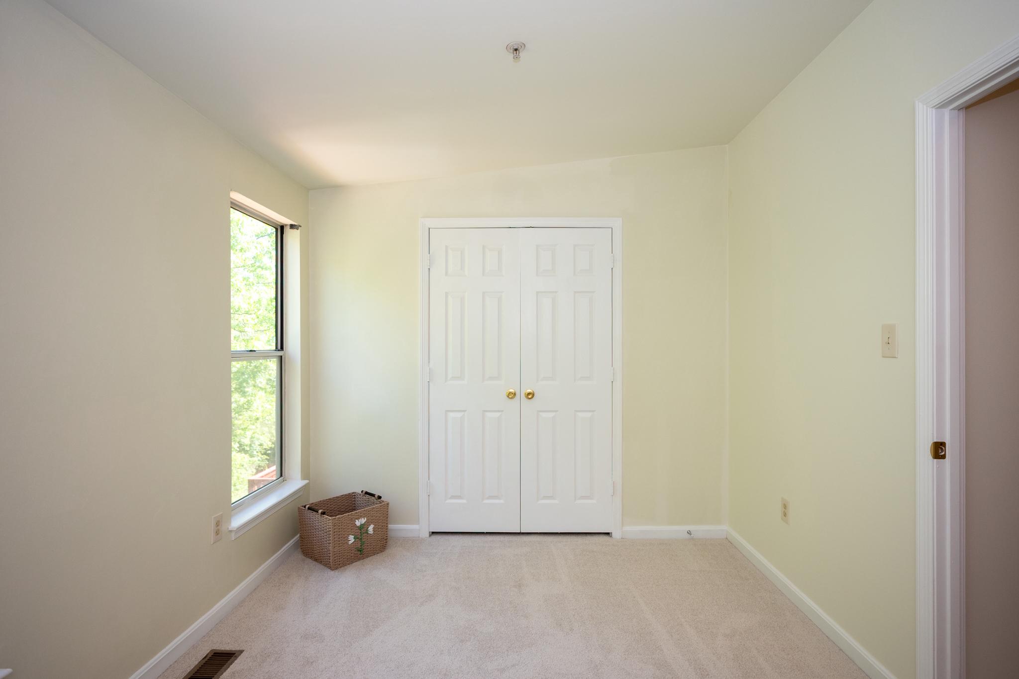 RUSSETT - Residential