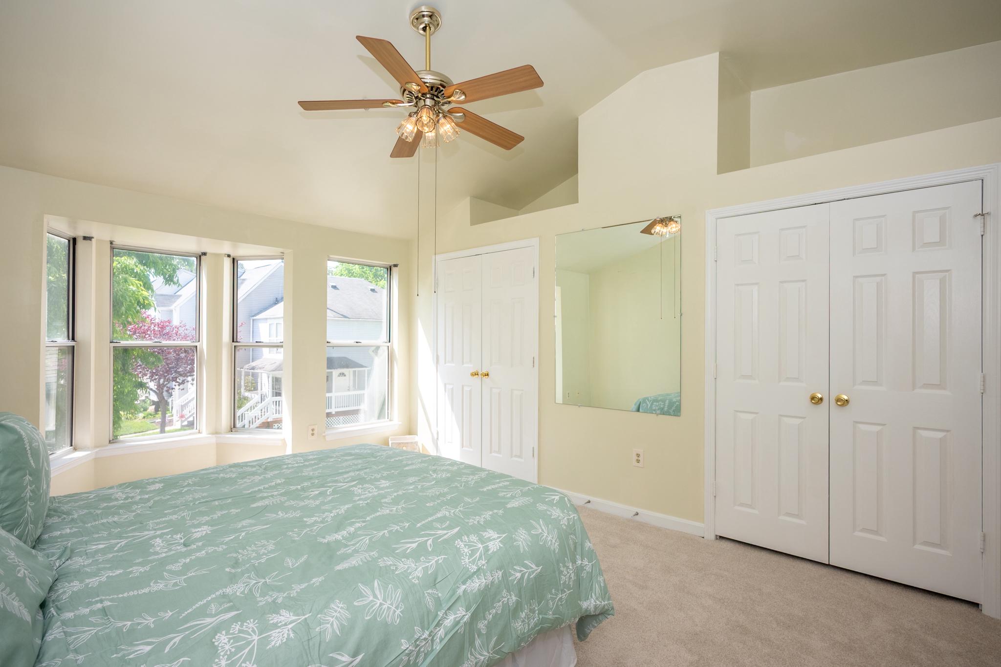 RUSSETT - Residential