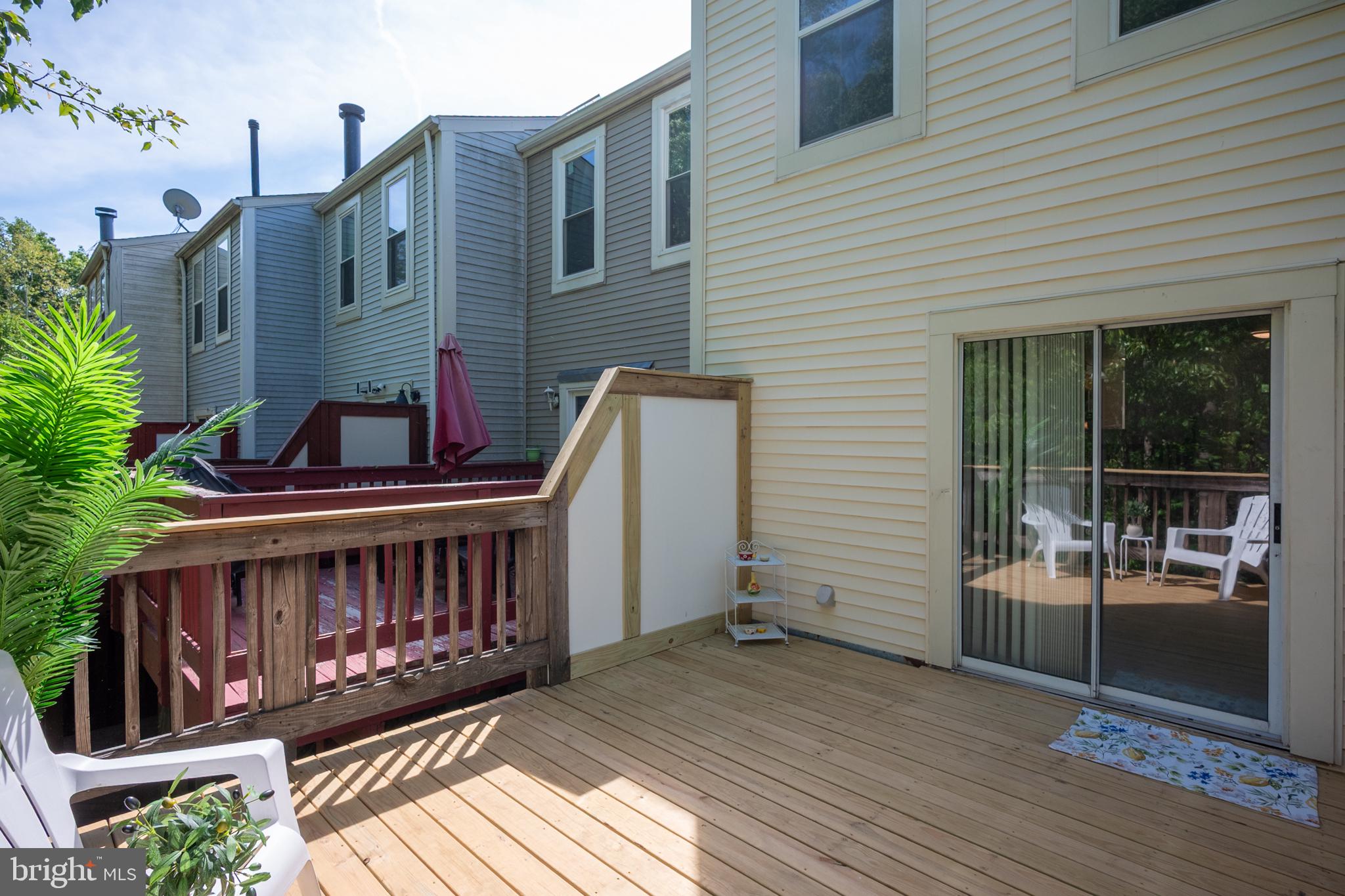 RUSSETT - Residential