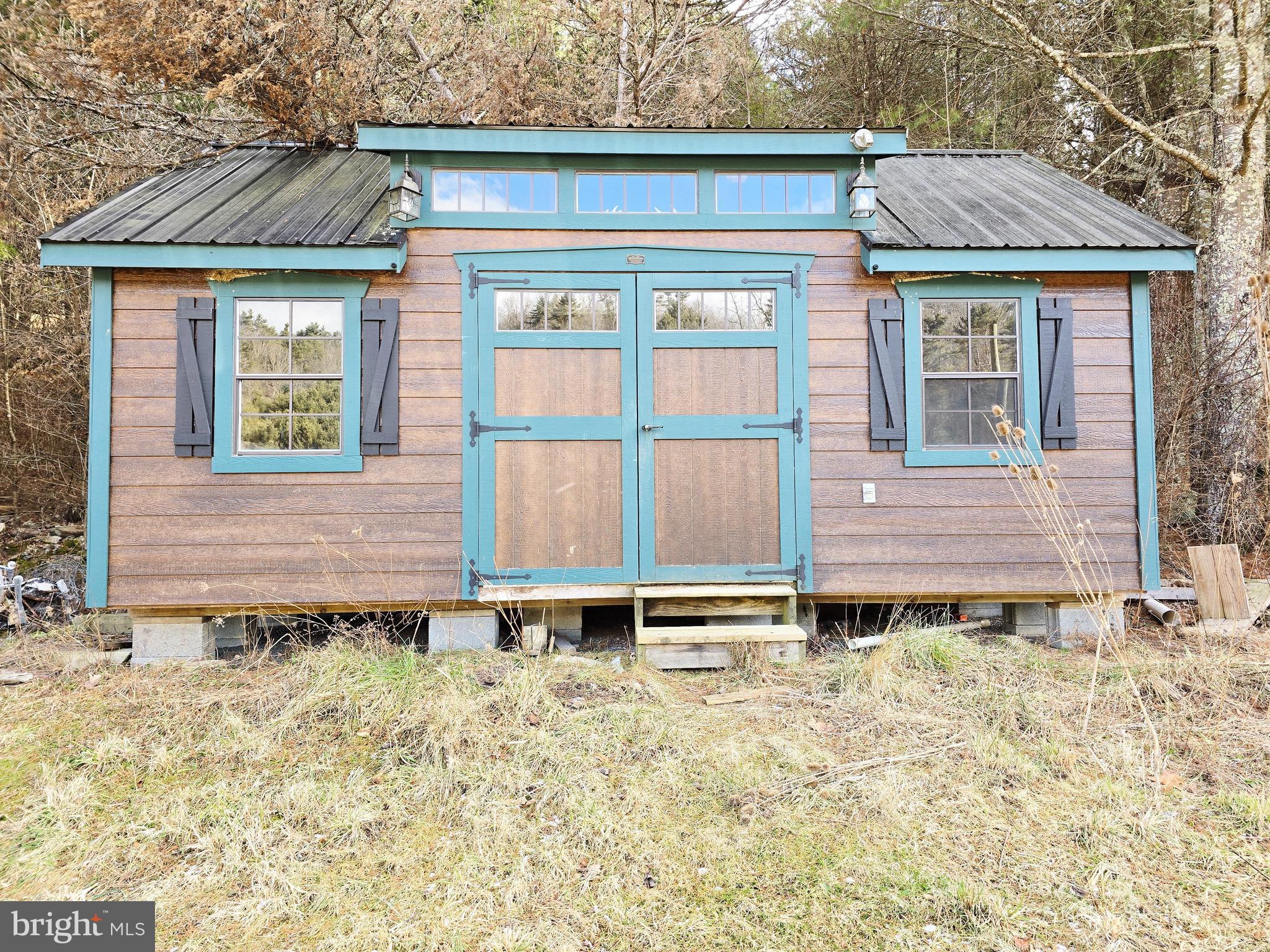 BLACKTHORN MOUNTAIN ESTATES - Residential