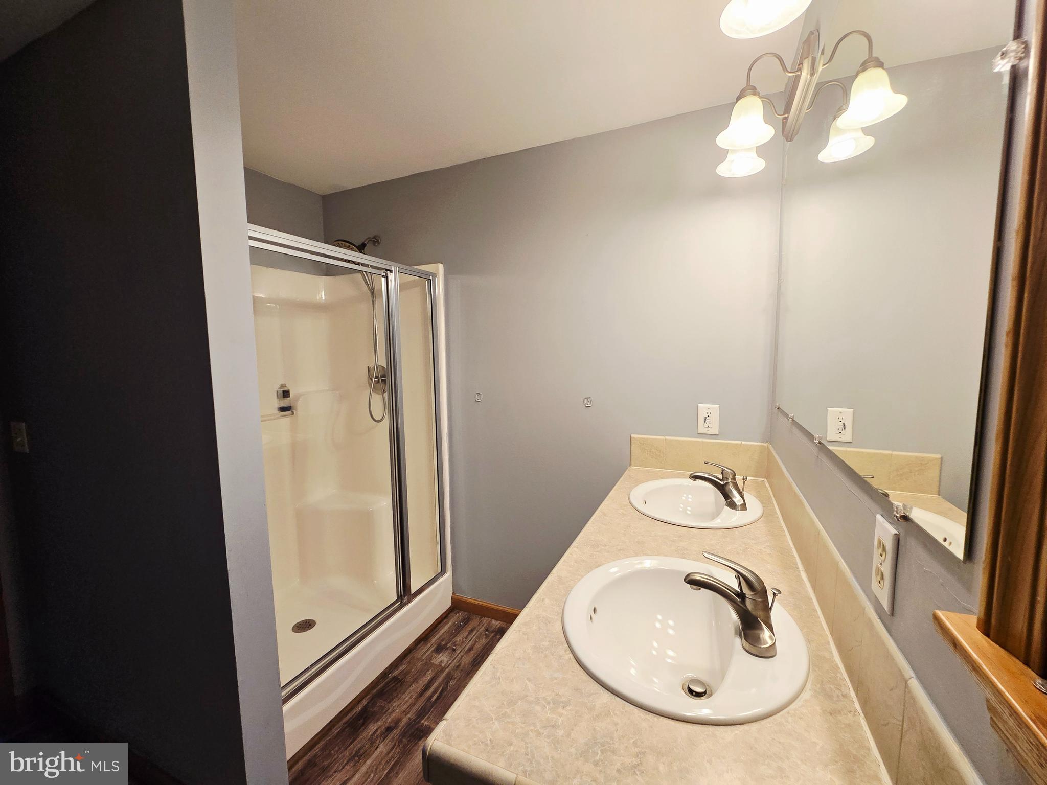 BLACKTHORN MOUNTAIN ESTATES - Residential