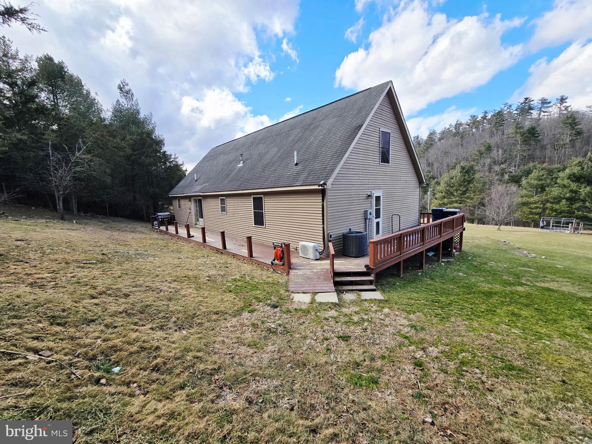 BLACKTHORN MOUNTAIN ESTATES - Residential