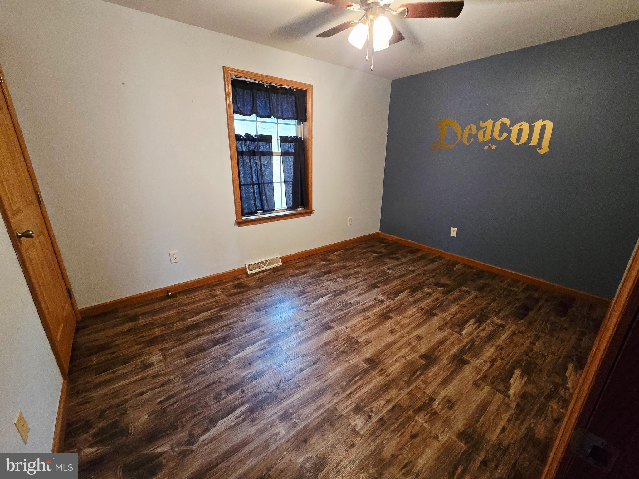 BLACKTHORN MOUNTAIN ESTATES - Residential