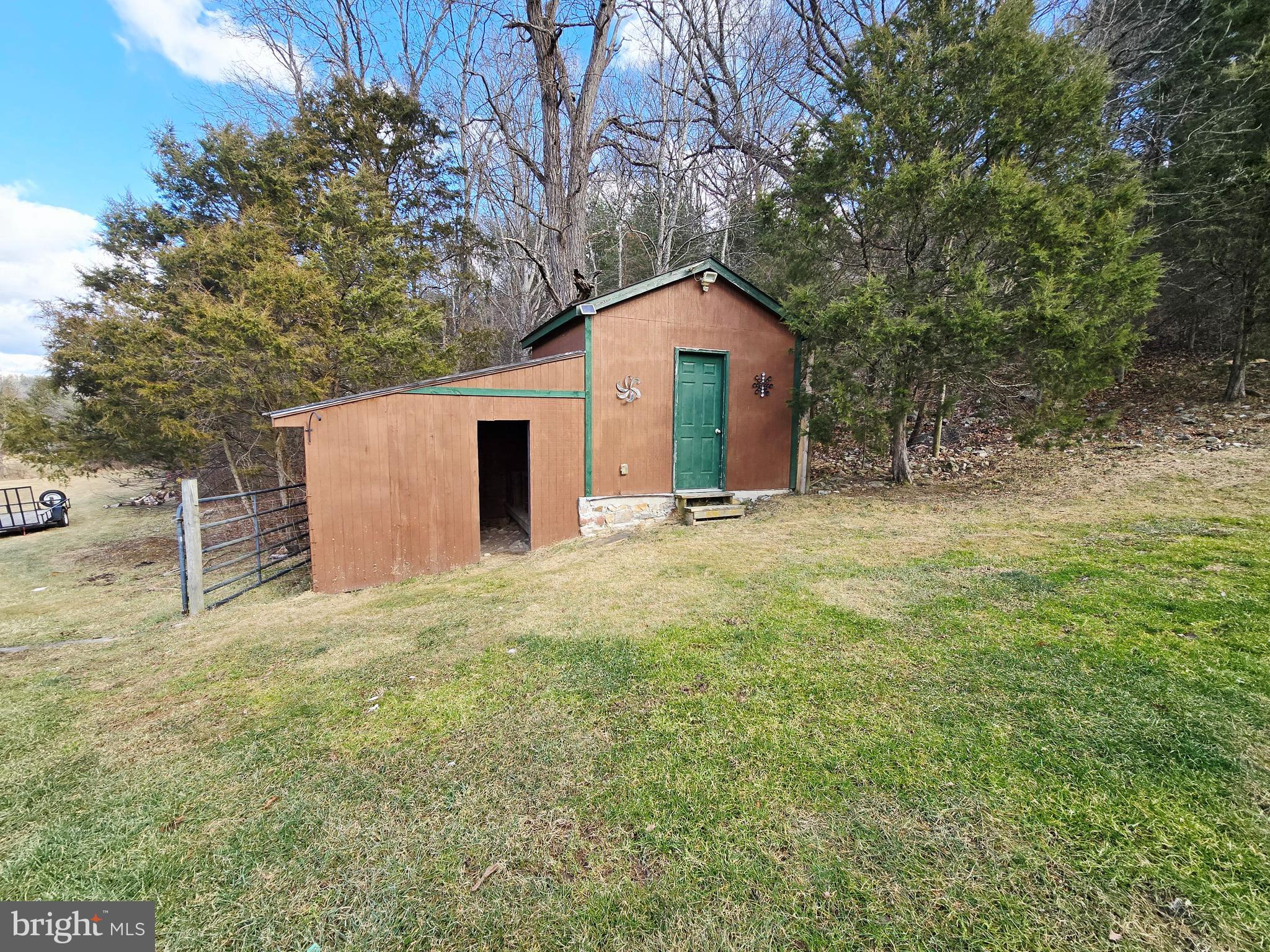 BLACKTHORN MOUNTAIN ESTATES - Residential