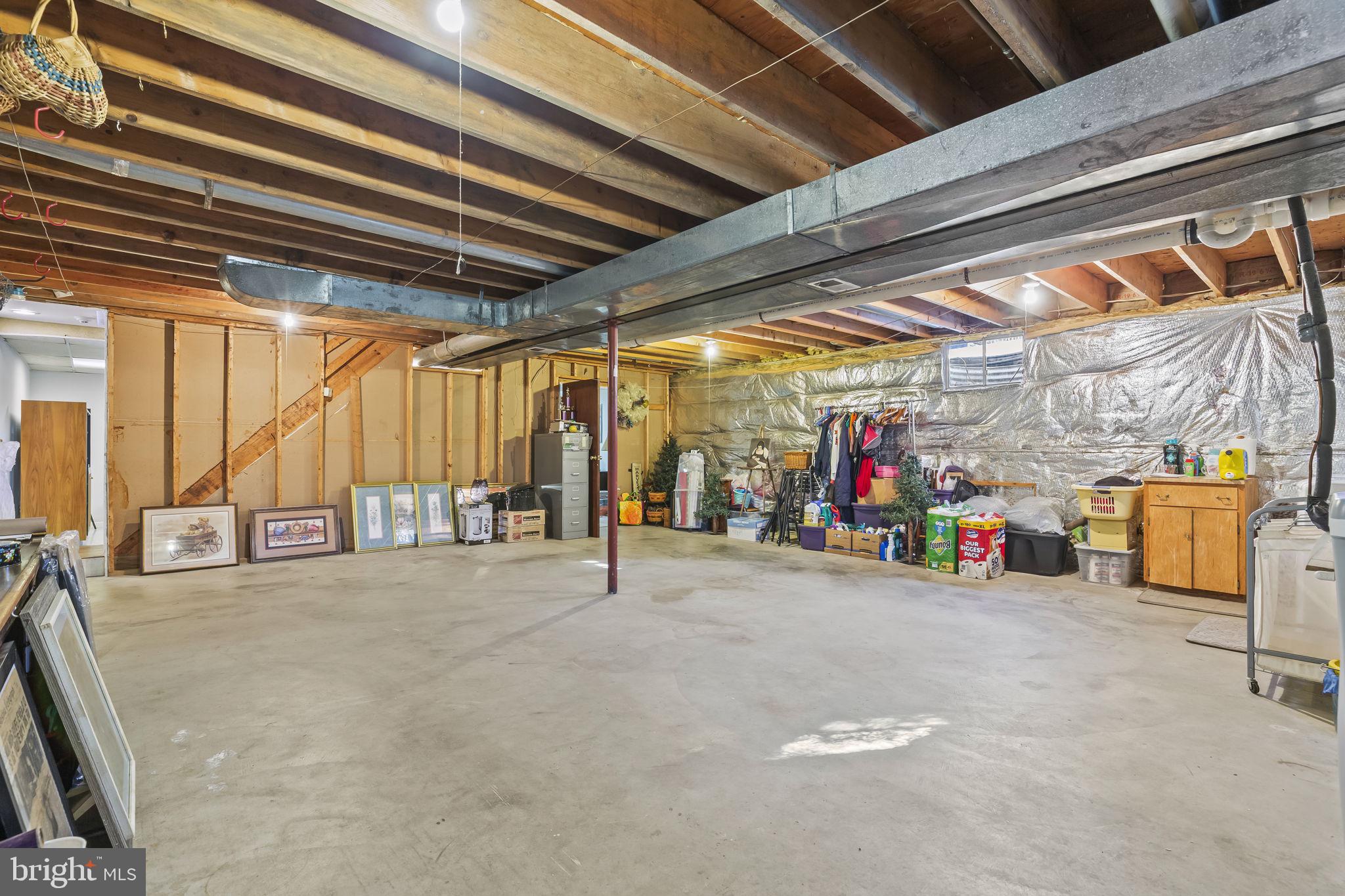 QUEEN ANNE ESTATES - Residential