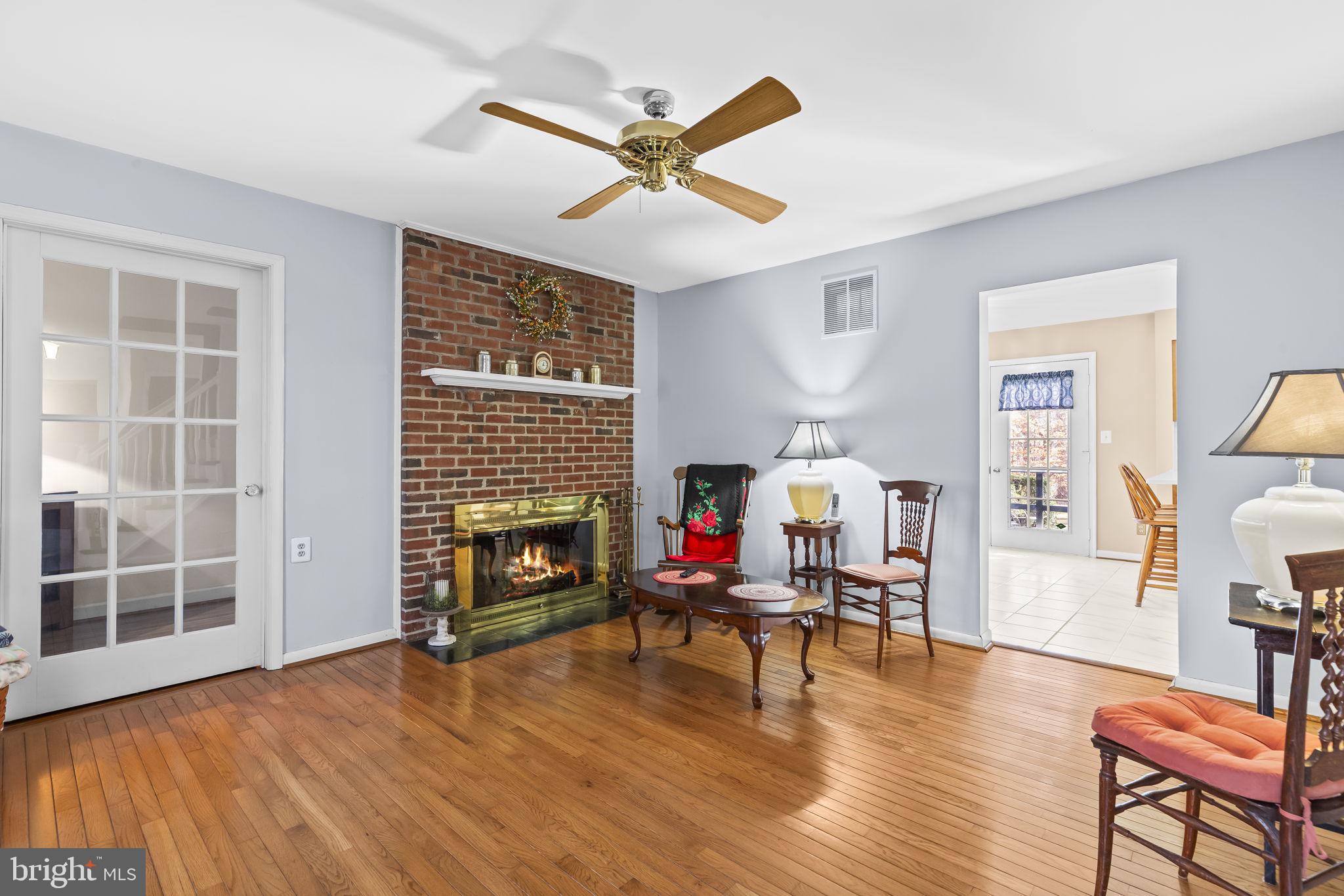 QUEEN ANNE ESTATES - Residential