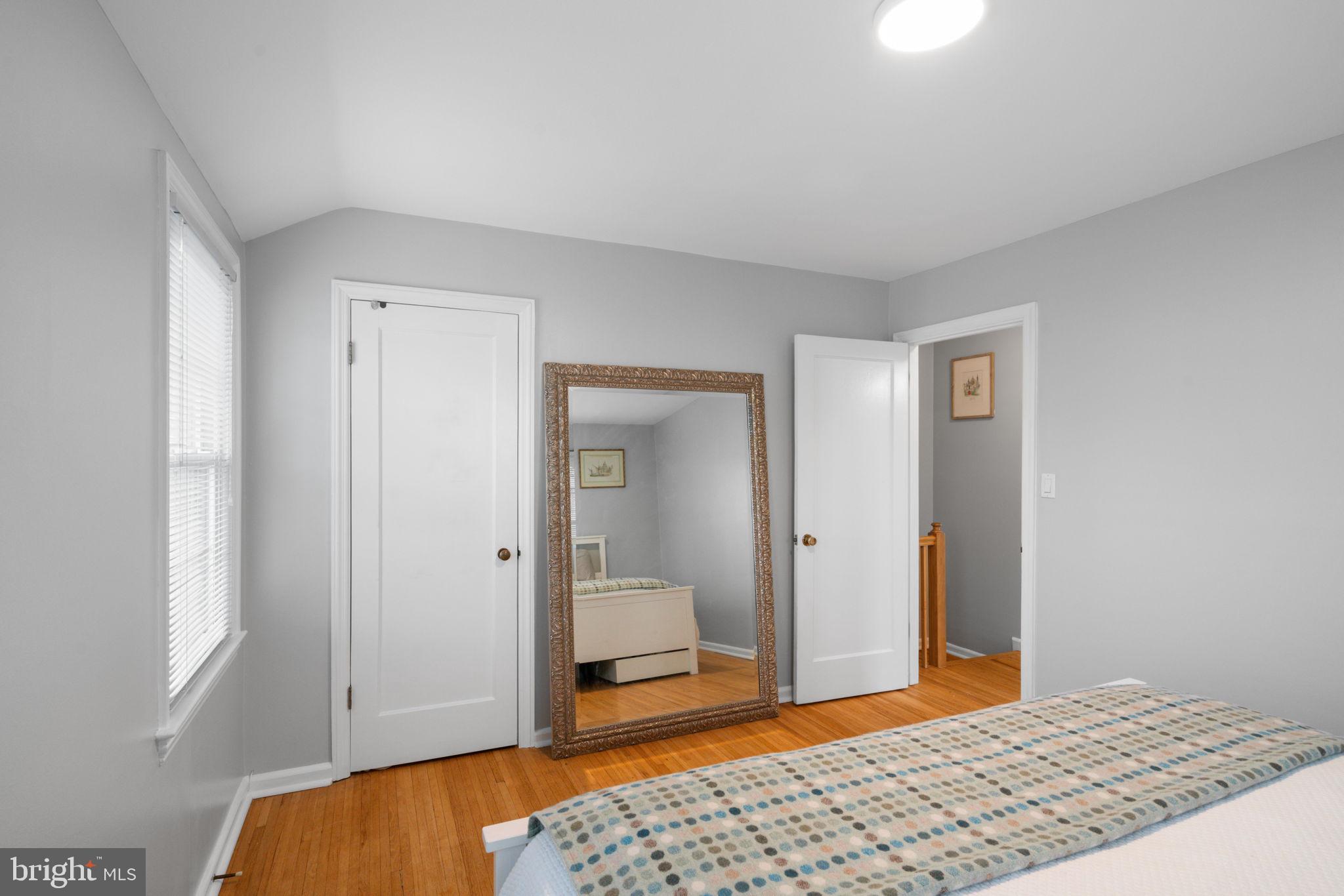 JEFFERSON MANOR - Residential