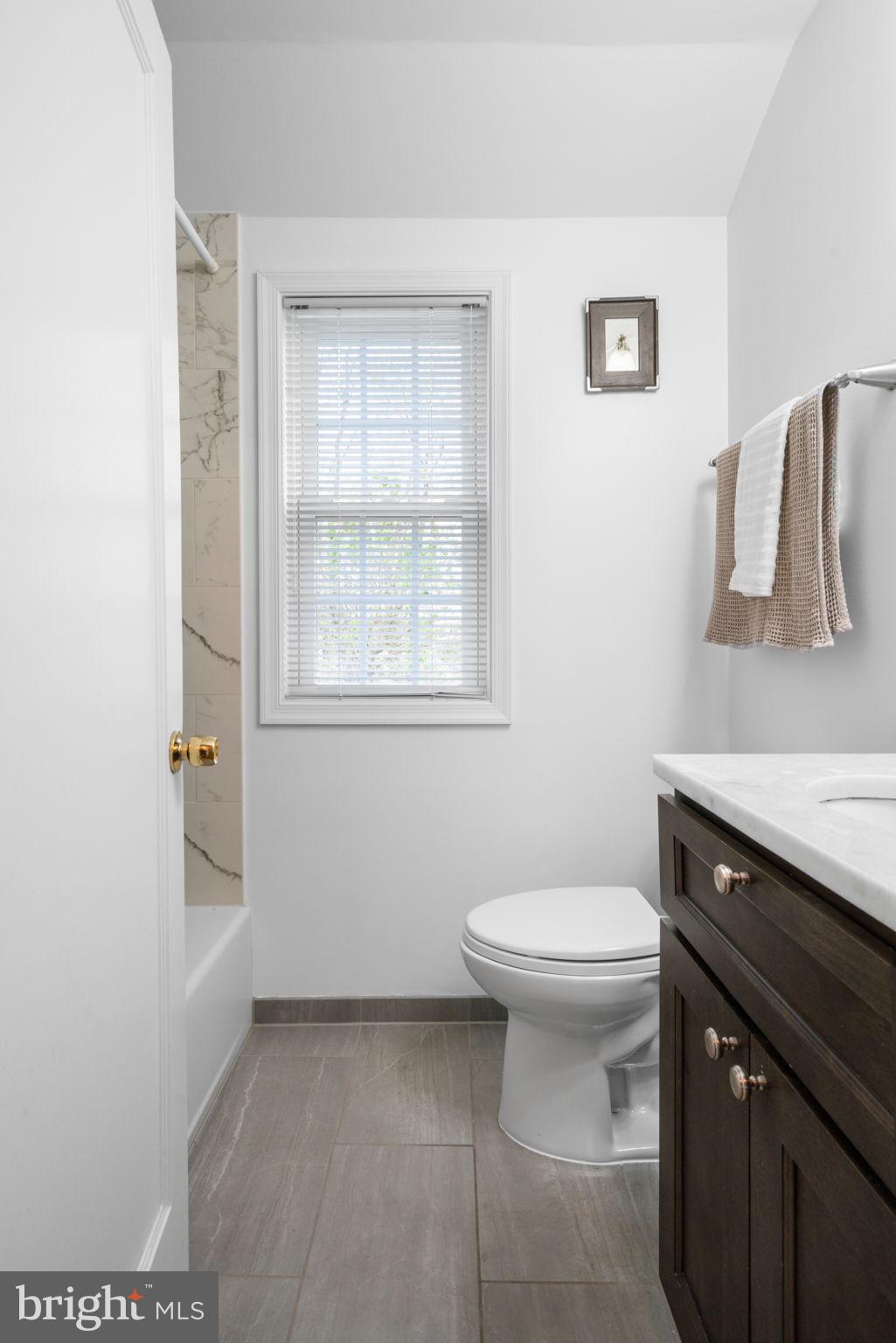 JEFFERSON MANOR - Residential