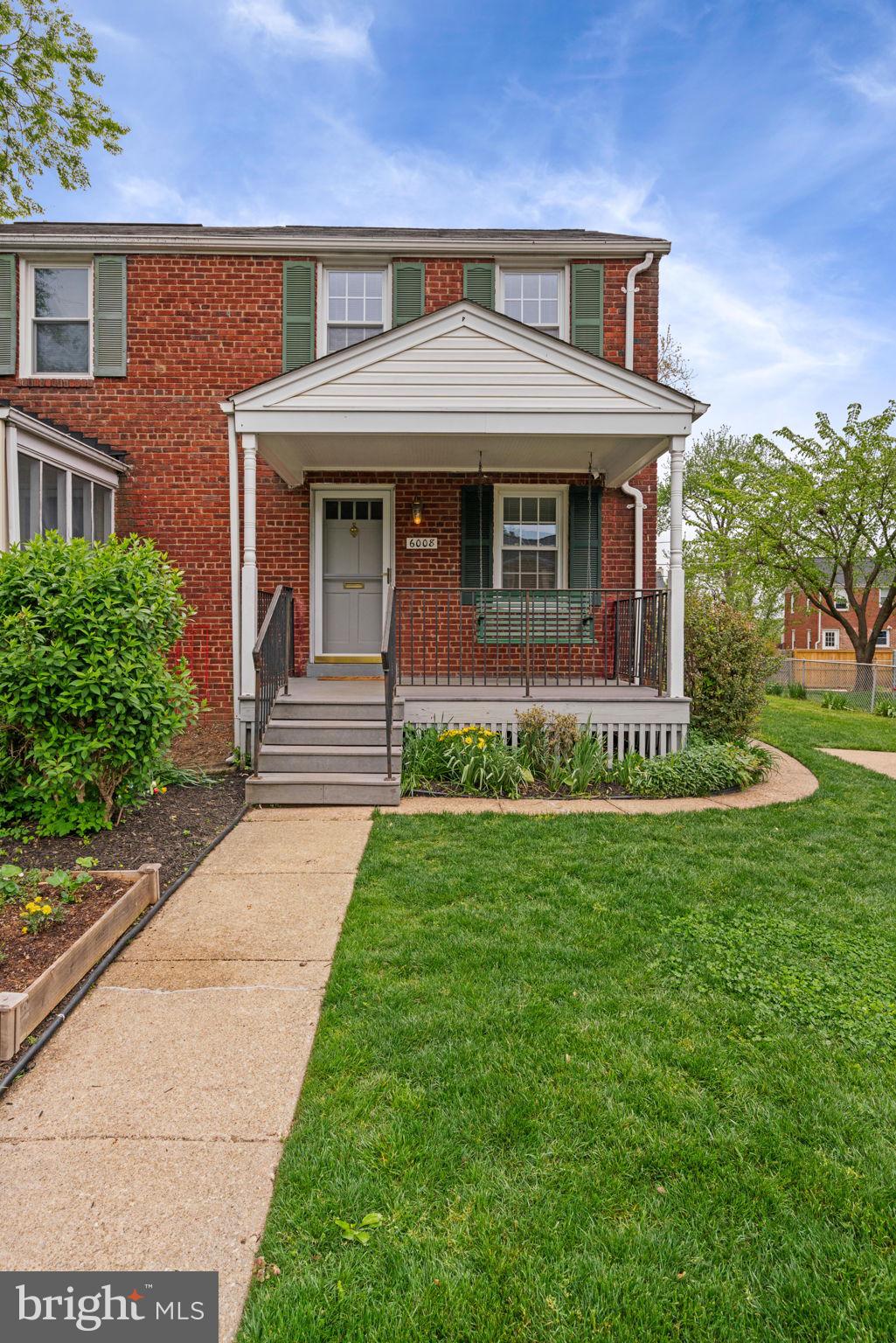 JEFFERSON MANOR - Residential