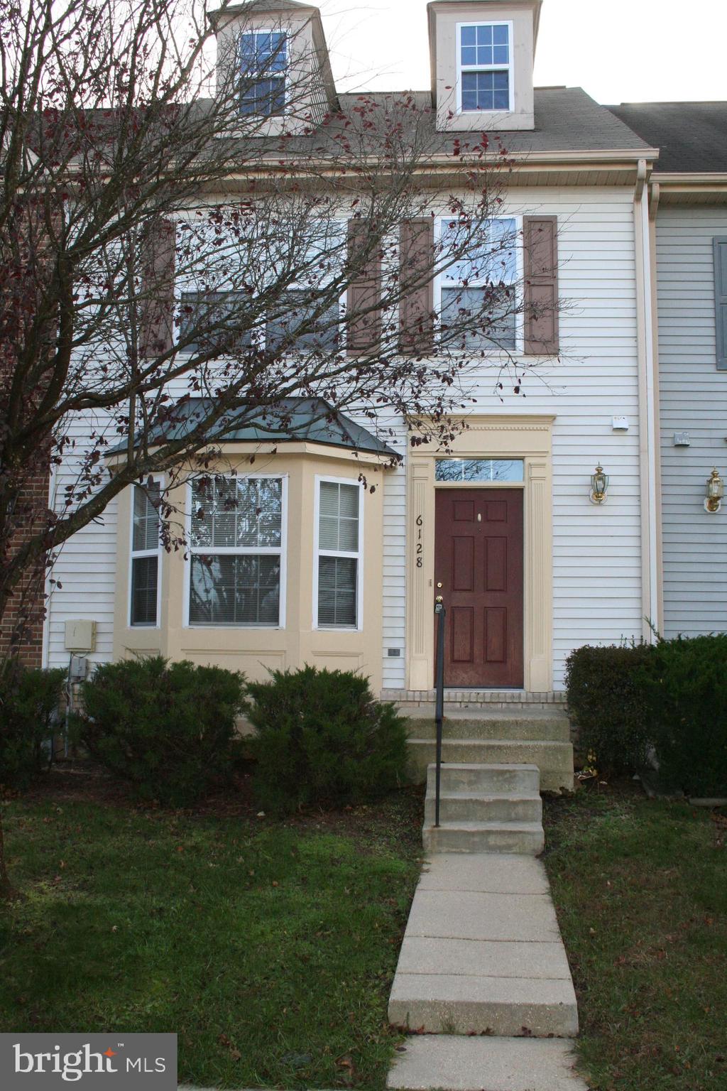 VILLAGE OF LONG REACH - Residential Lease