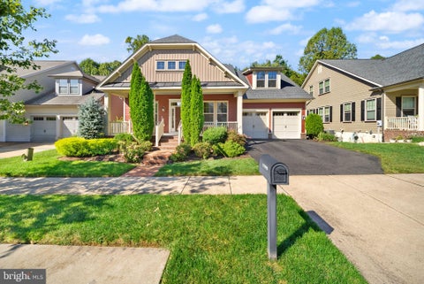 Photo of 17096 Silver Arrow Drive, DUMFRIES, VA 22026 (MLS # VAPW2130178)