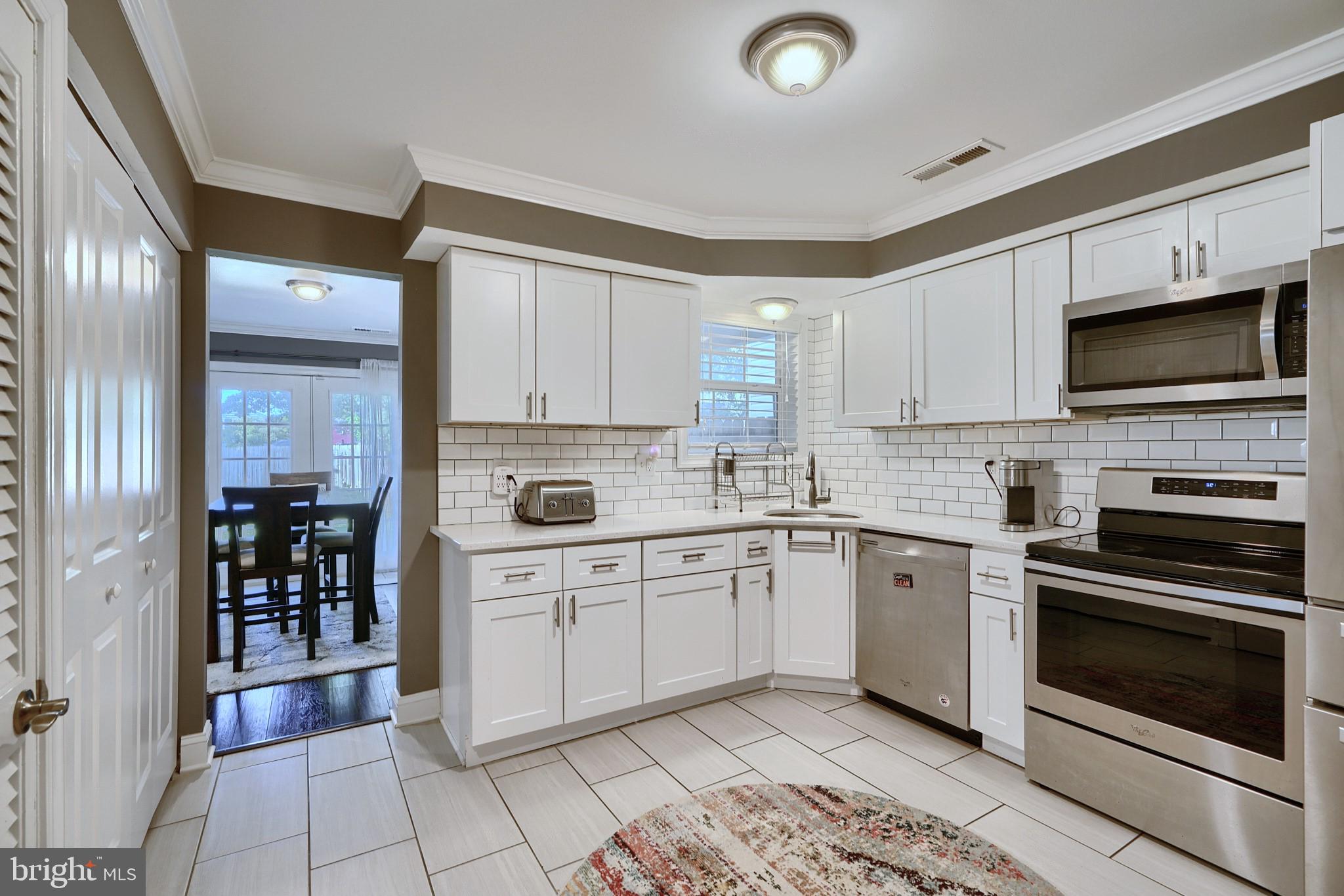 WILLOUGHBY WOODS - Residential