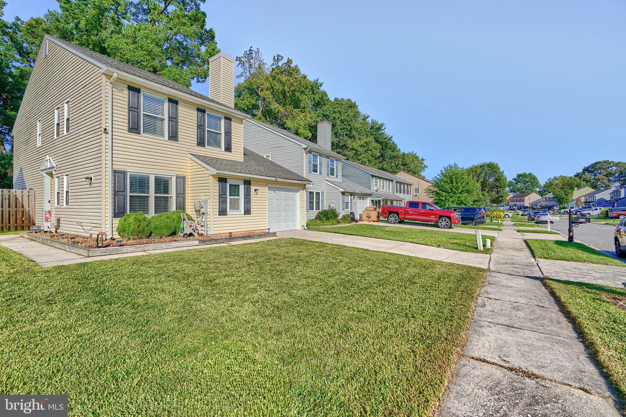 WILLOUGHBY WOODS - Residential