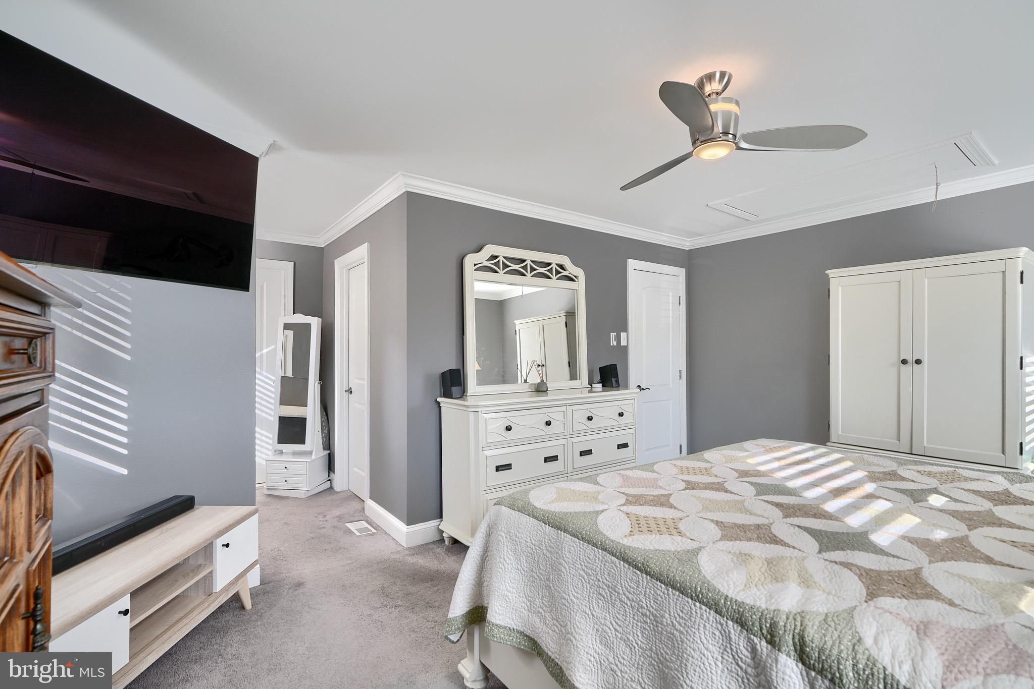 WILLOUGHBY WOODS - Residential