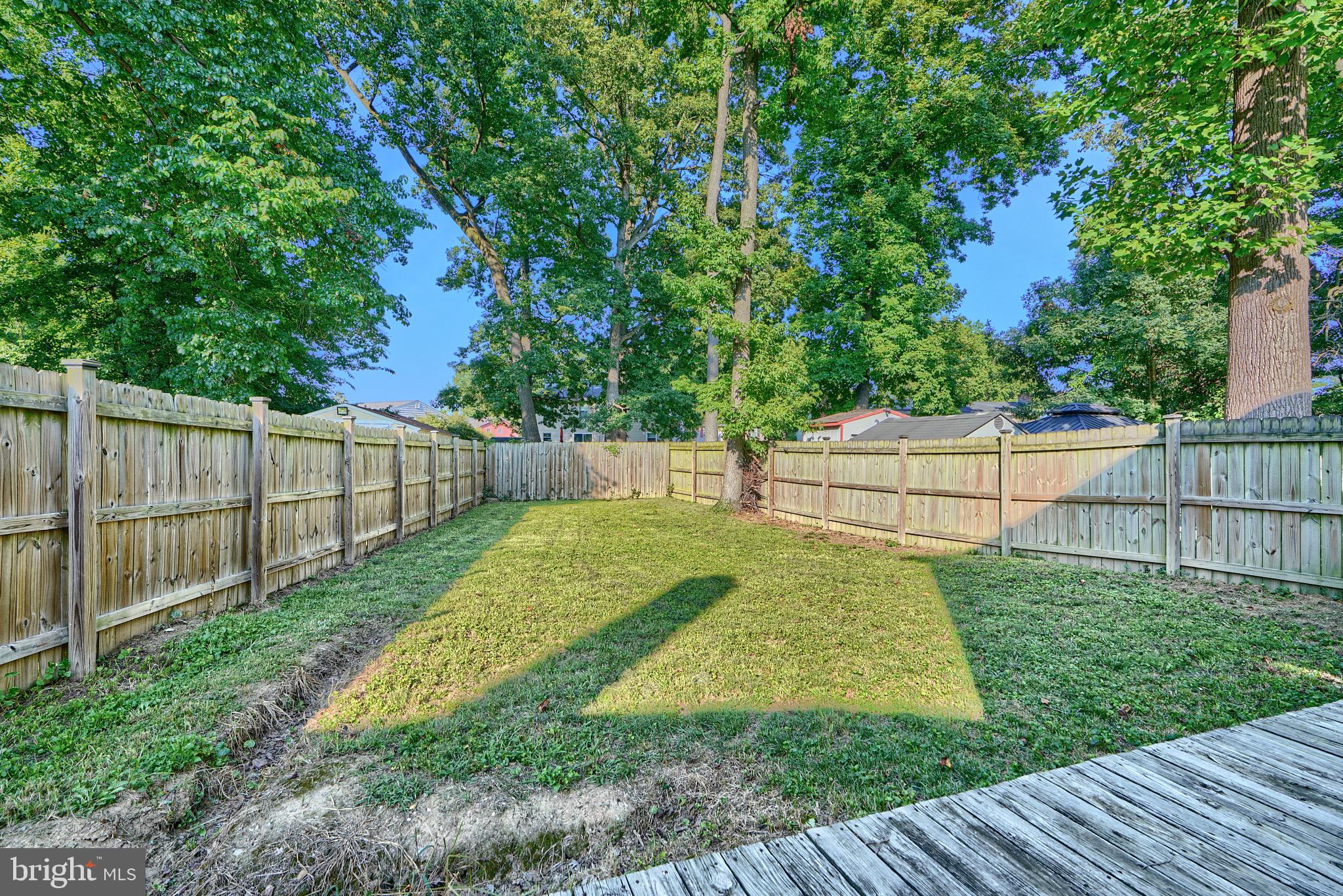 WILLOUGHBY WOODS - Residential