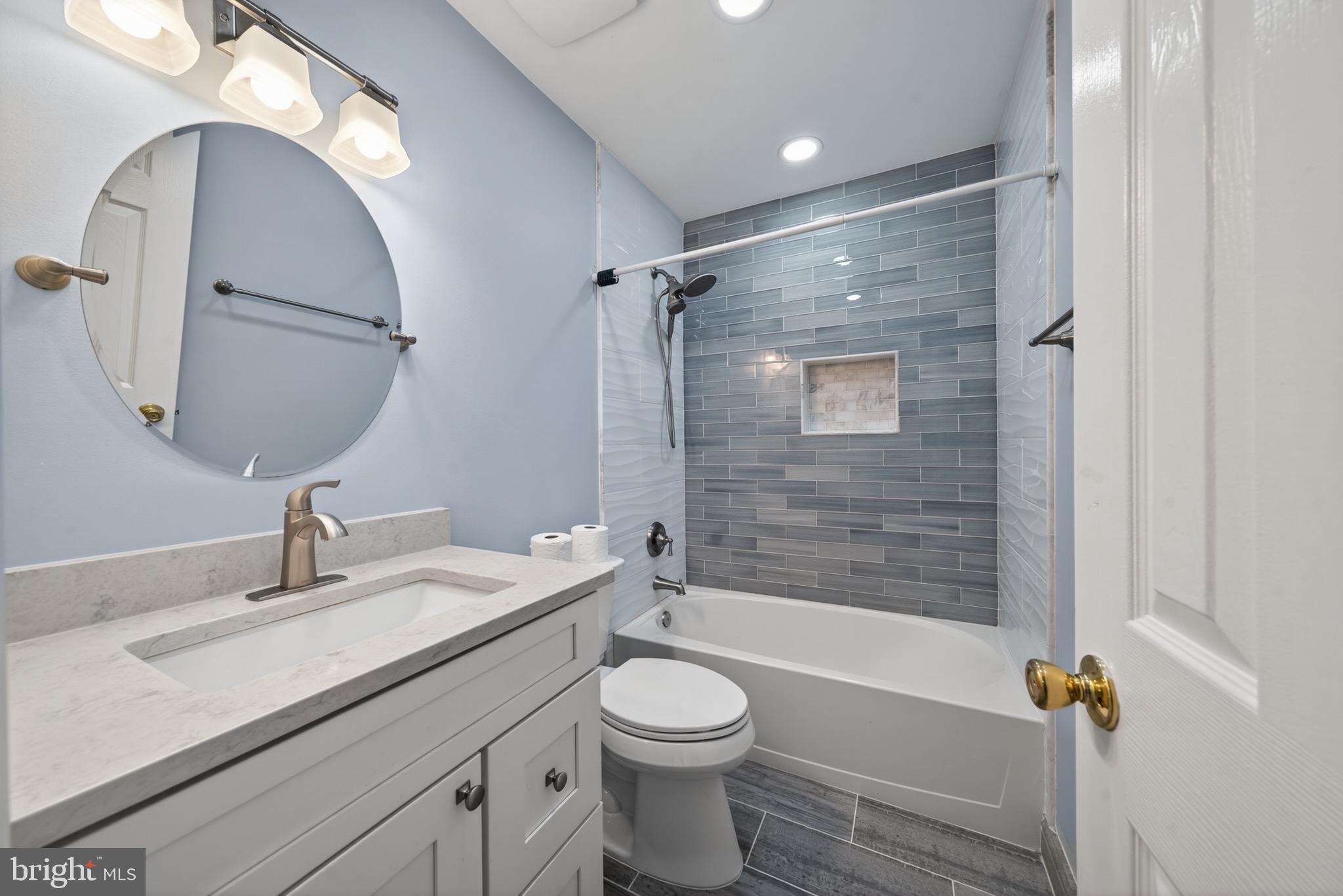 HIGHPOINTE - Residential