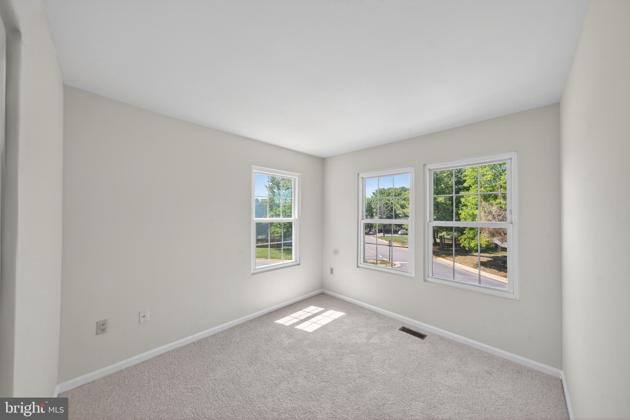 HIGHPOINTE - Residential