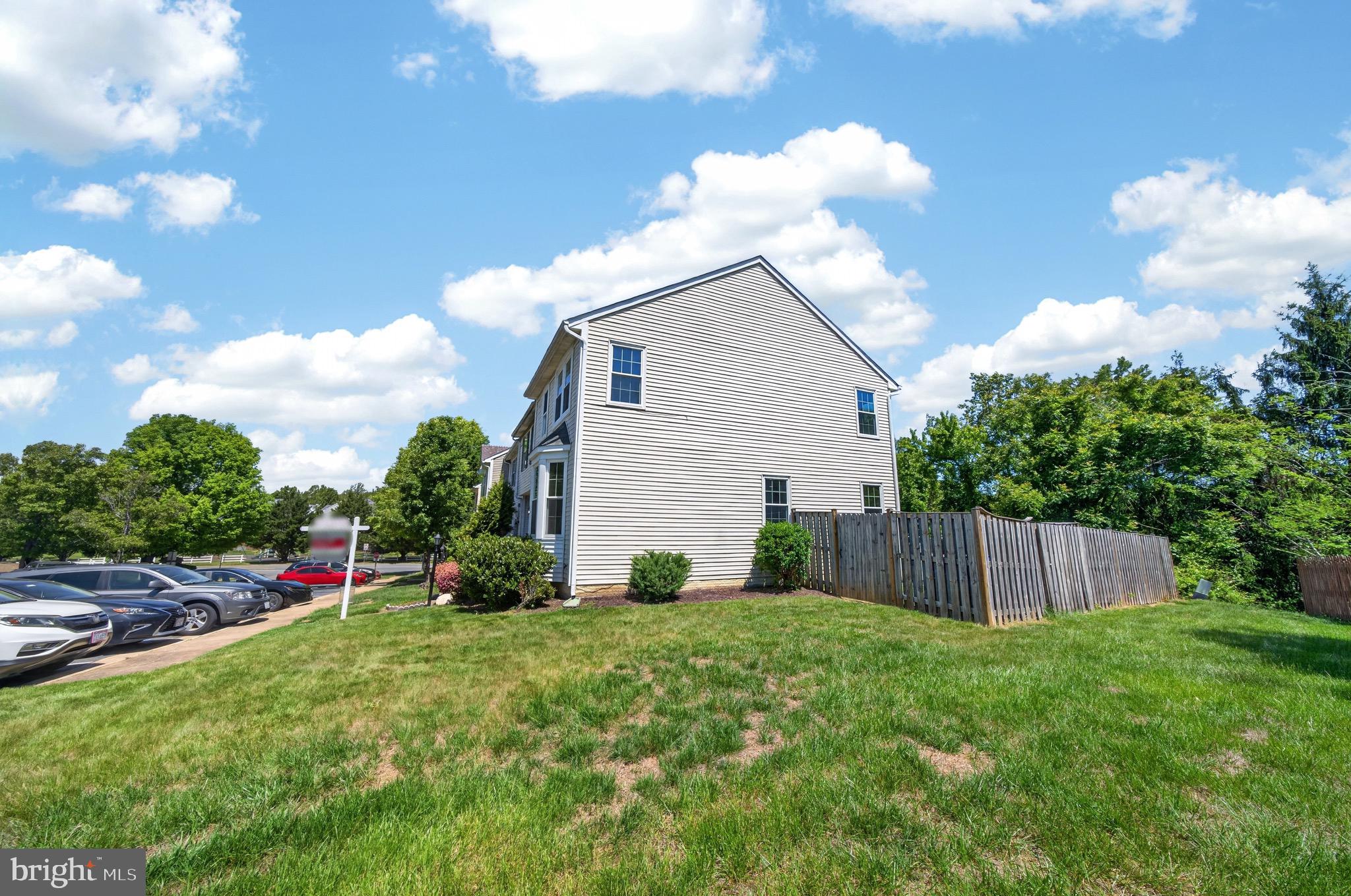 HIGHPOINTE - Residential