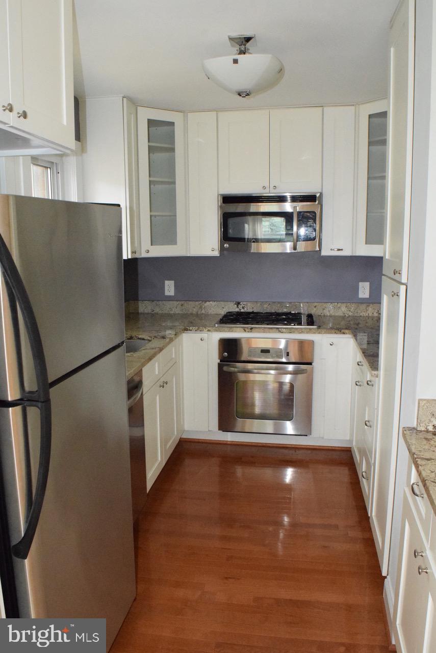 3432 MARTHA CUSTIS DRIVE