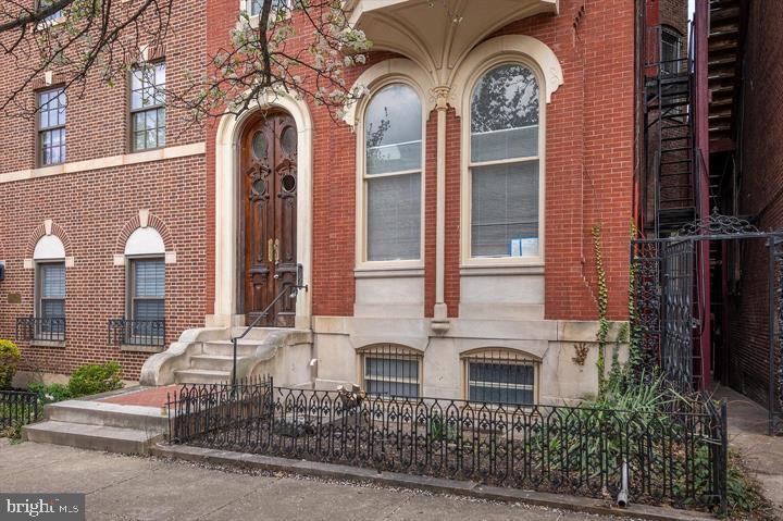 BOLTON HILL HISTORIC DISTRICT - Residential Lease