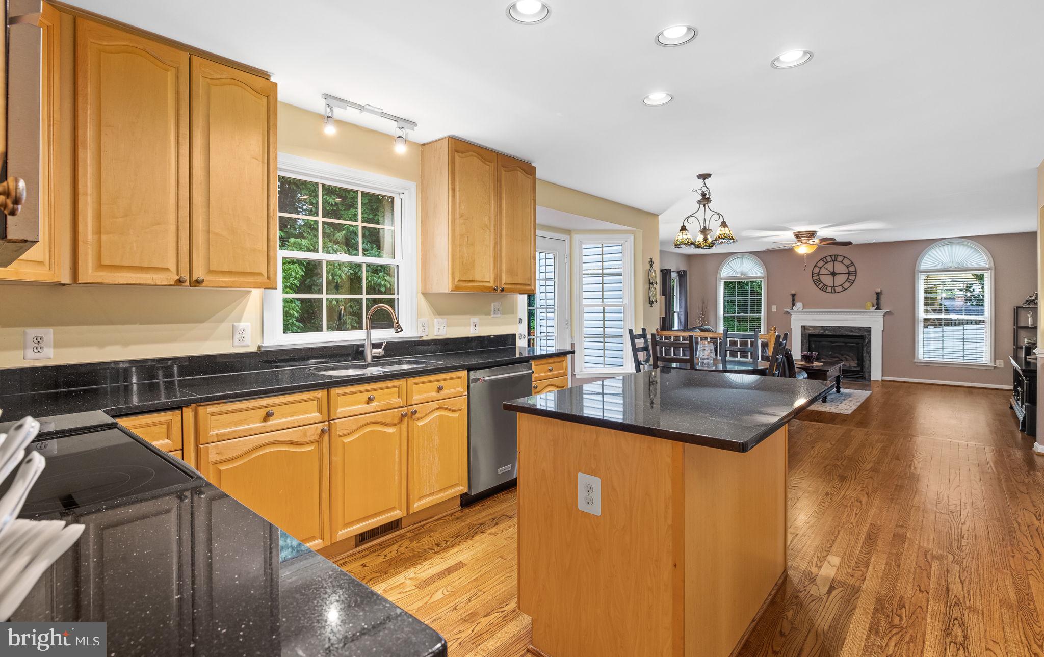 AUSTIN RIDGE - Residential