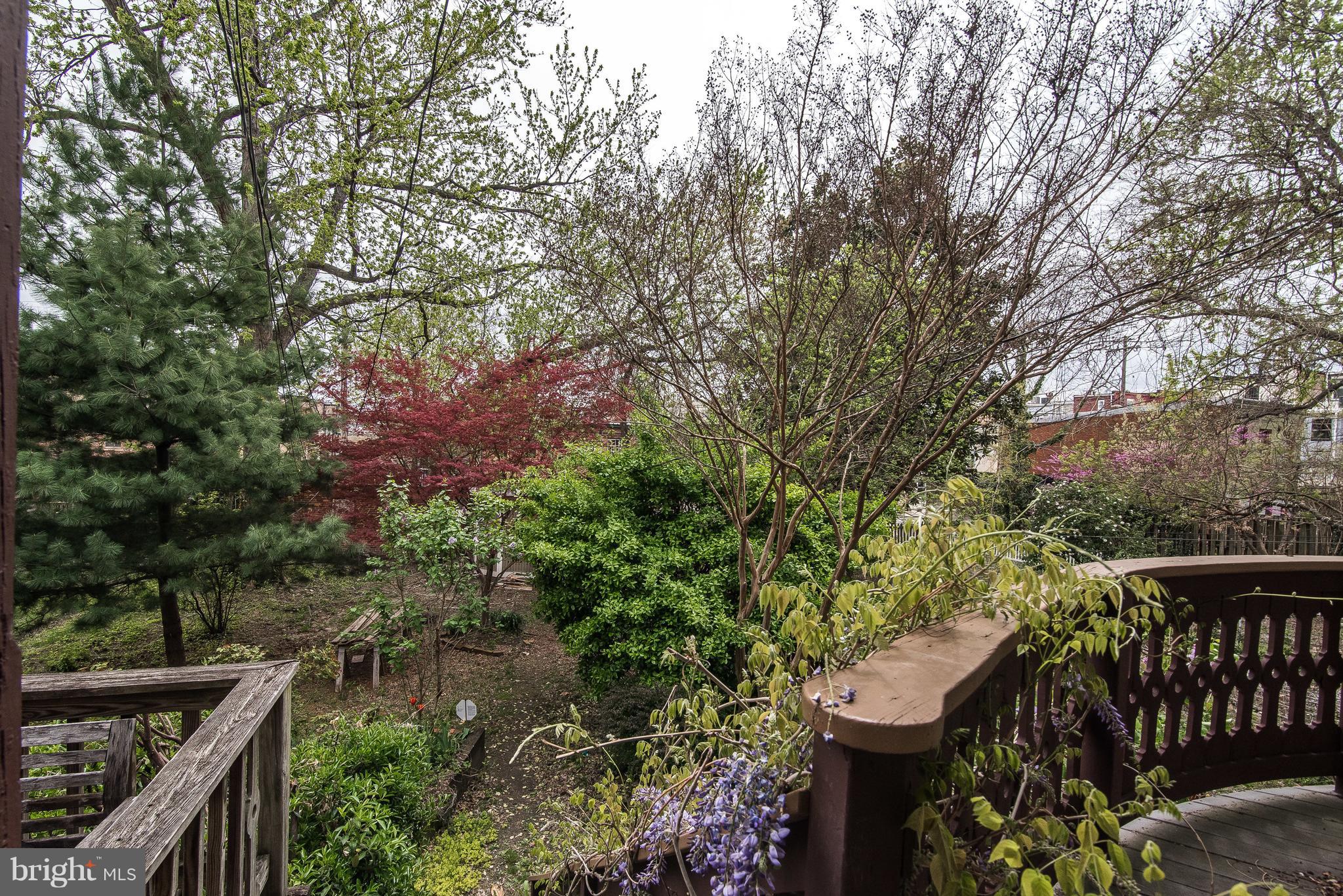 UNION SQUARE - Residential Lease