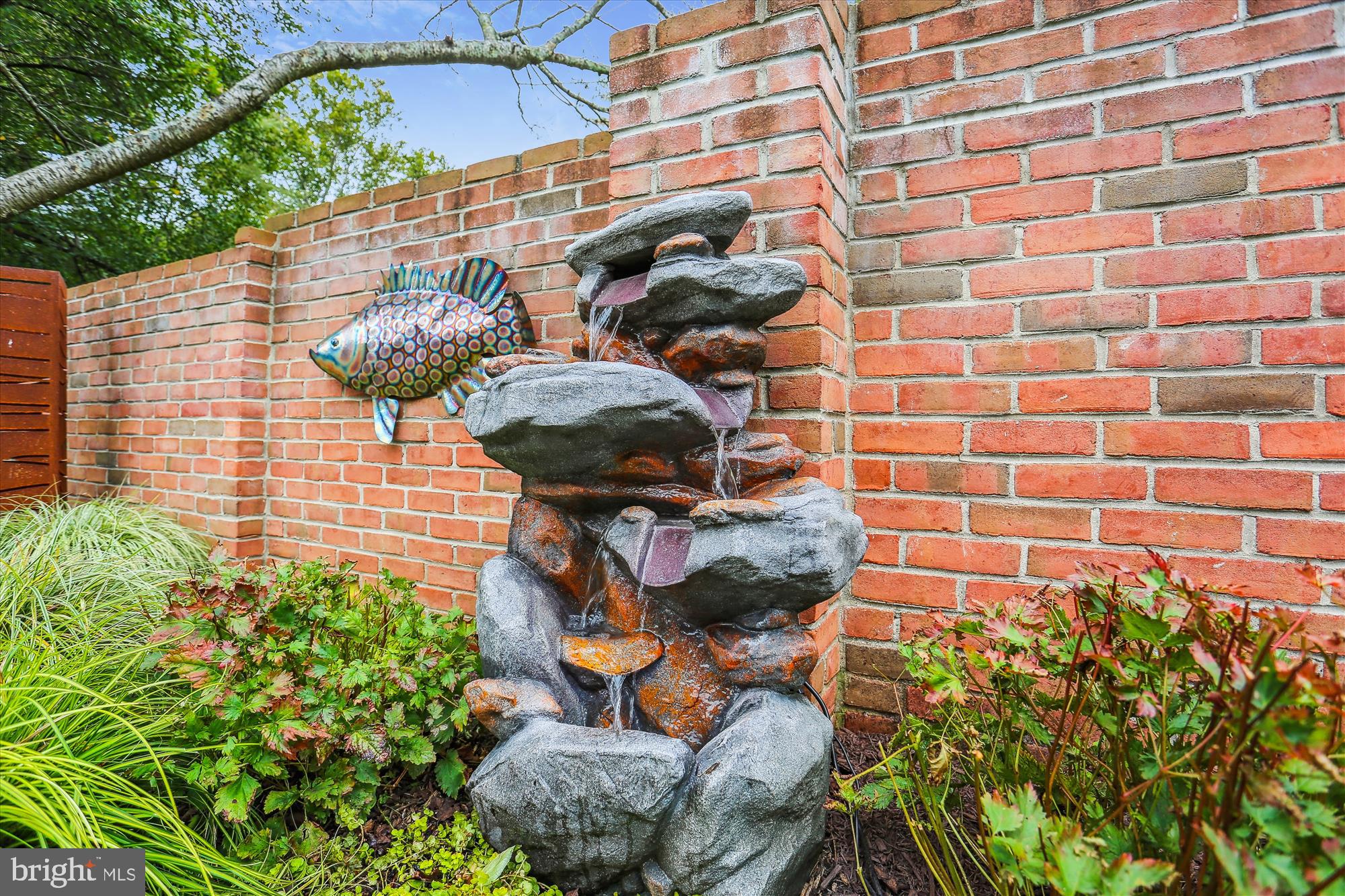 EAST GATE OF POTOMAC - Residential