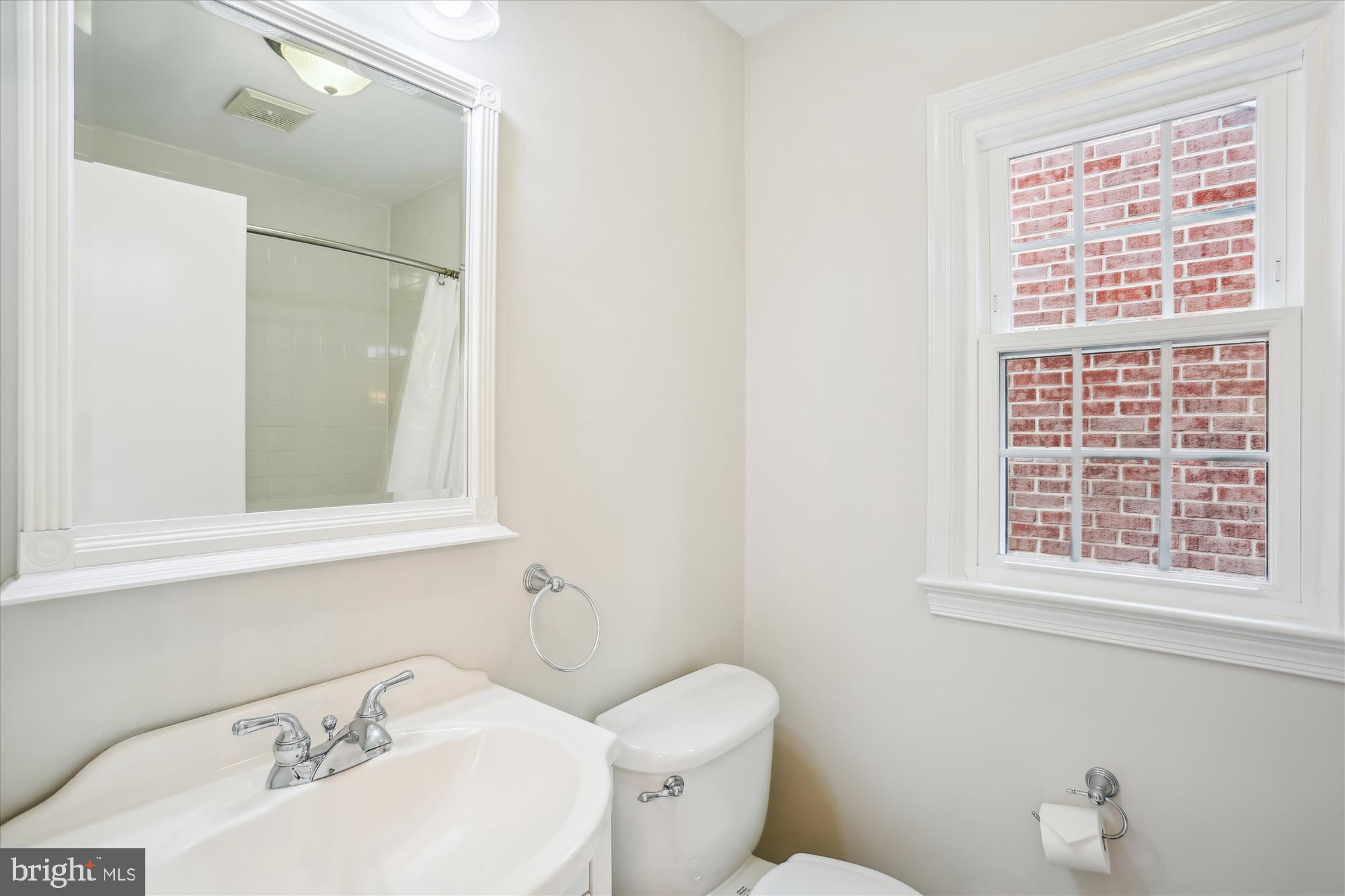 EAST GATE OF POTOMAC - Residential