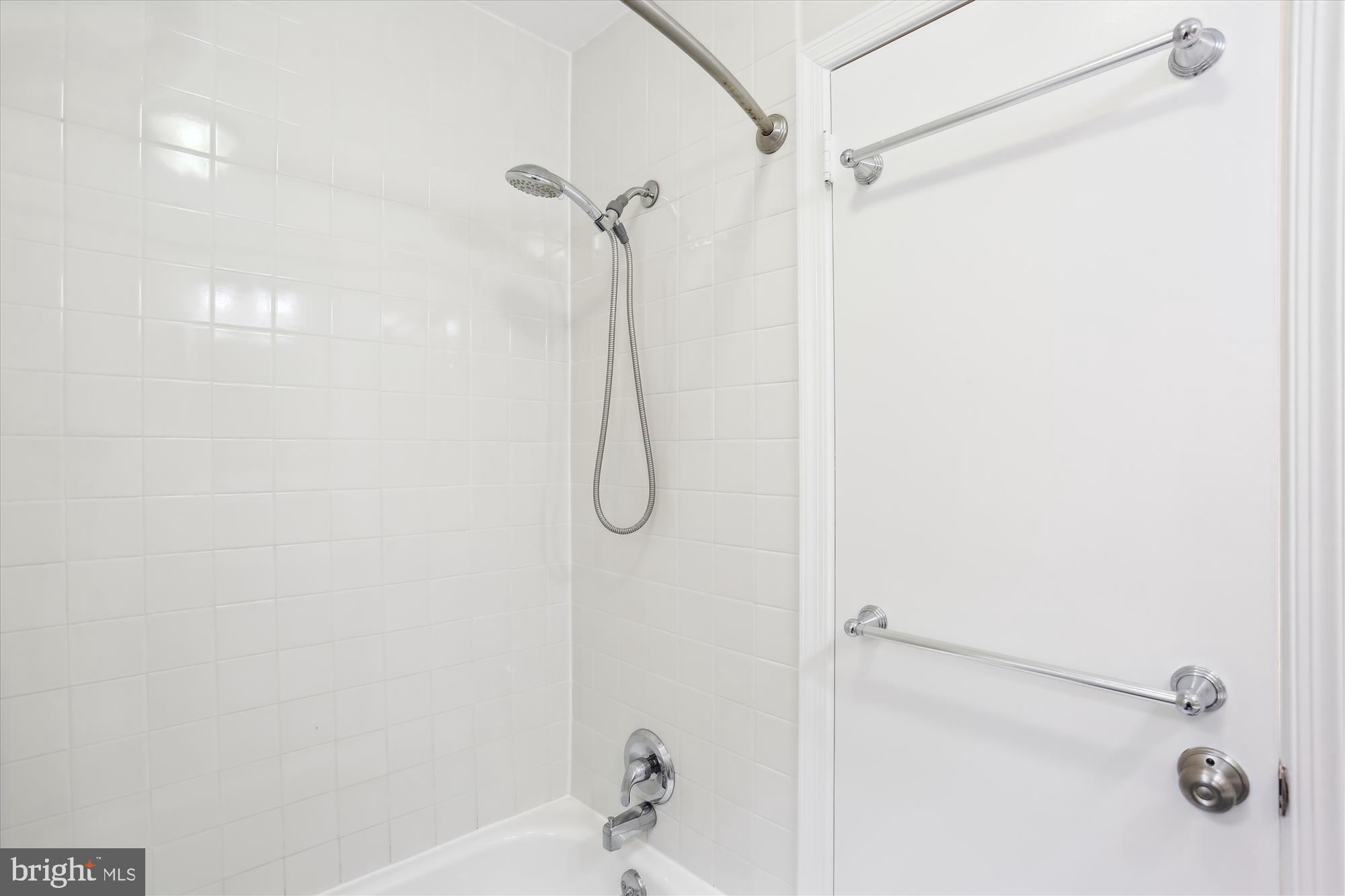 EAST GATE OF POTOMAC - Residential