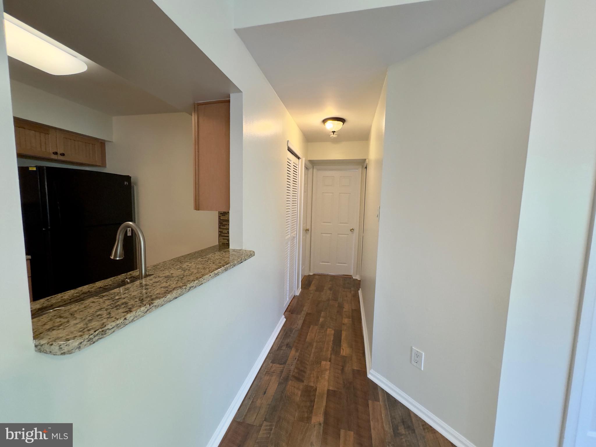 TAMERLANE - Residential Lease