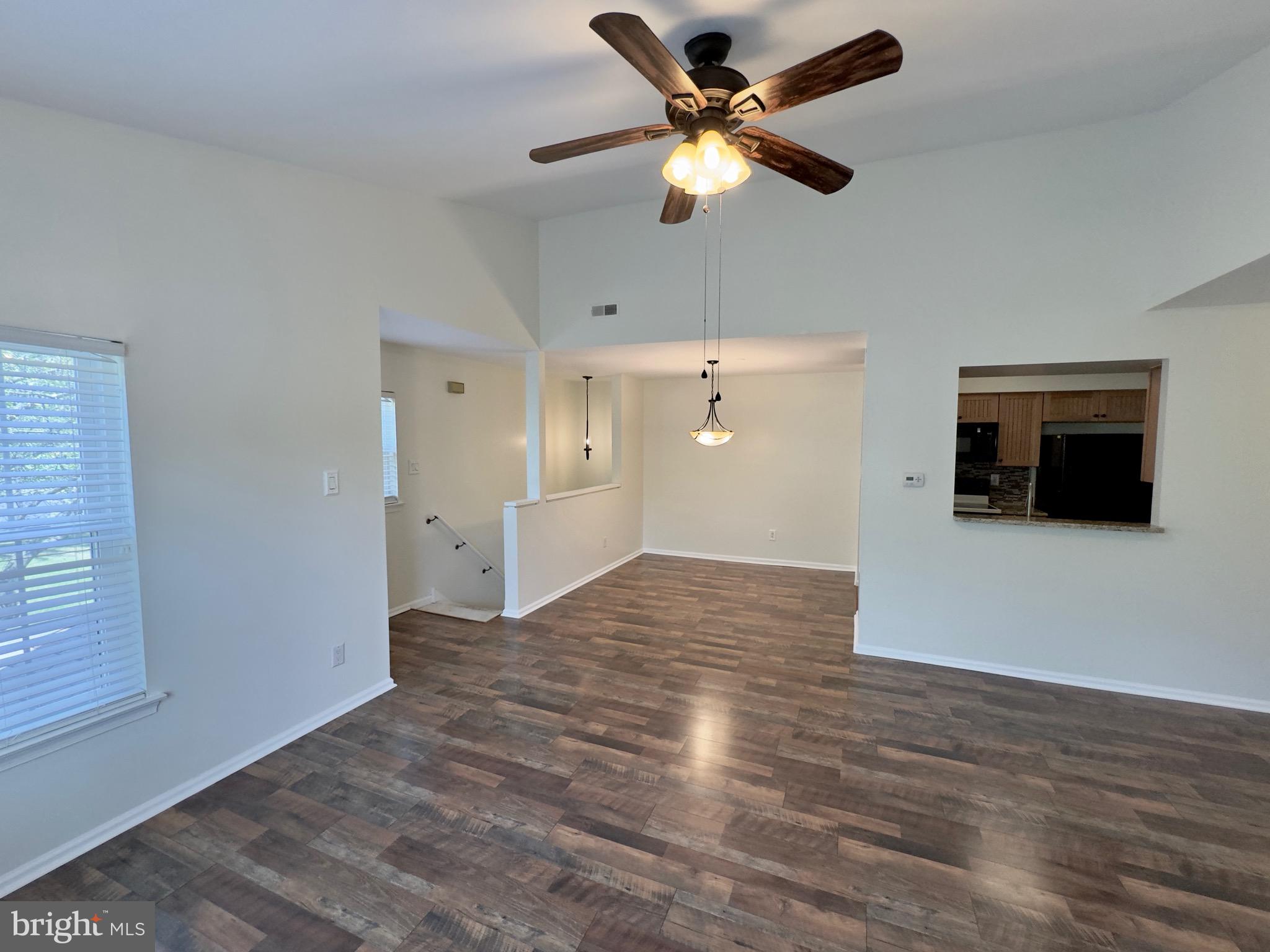 TAMERLANE - Residential Lease